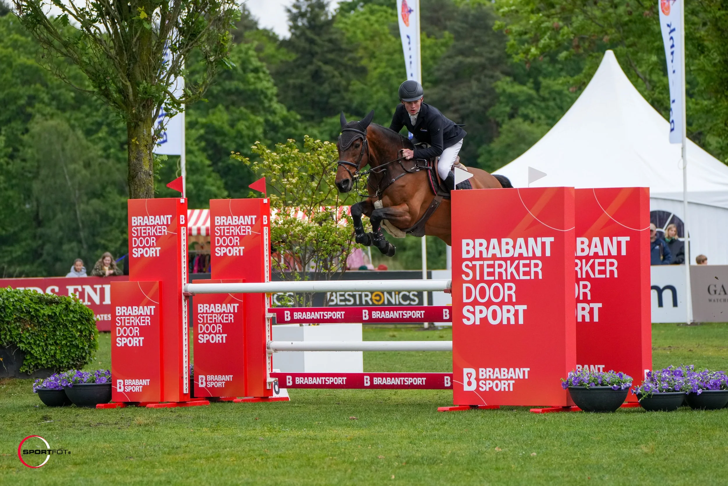 14 jaar en winnaar van de 1.20m Multivalent Prijs: Joep Schaap