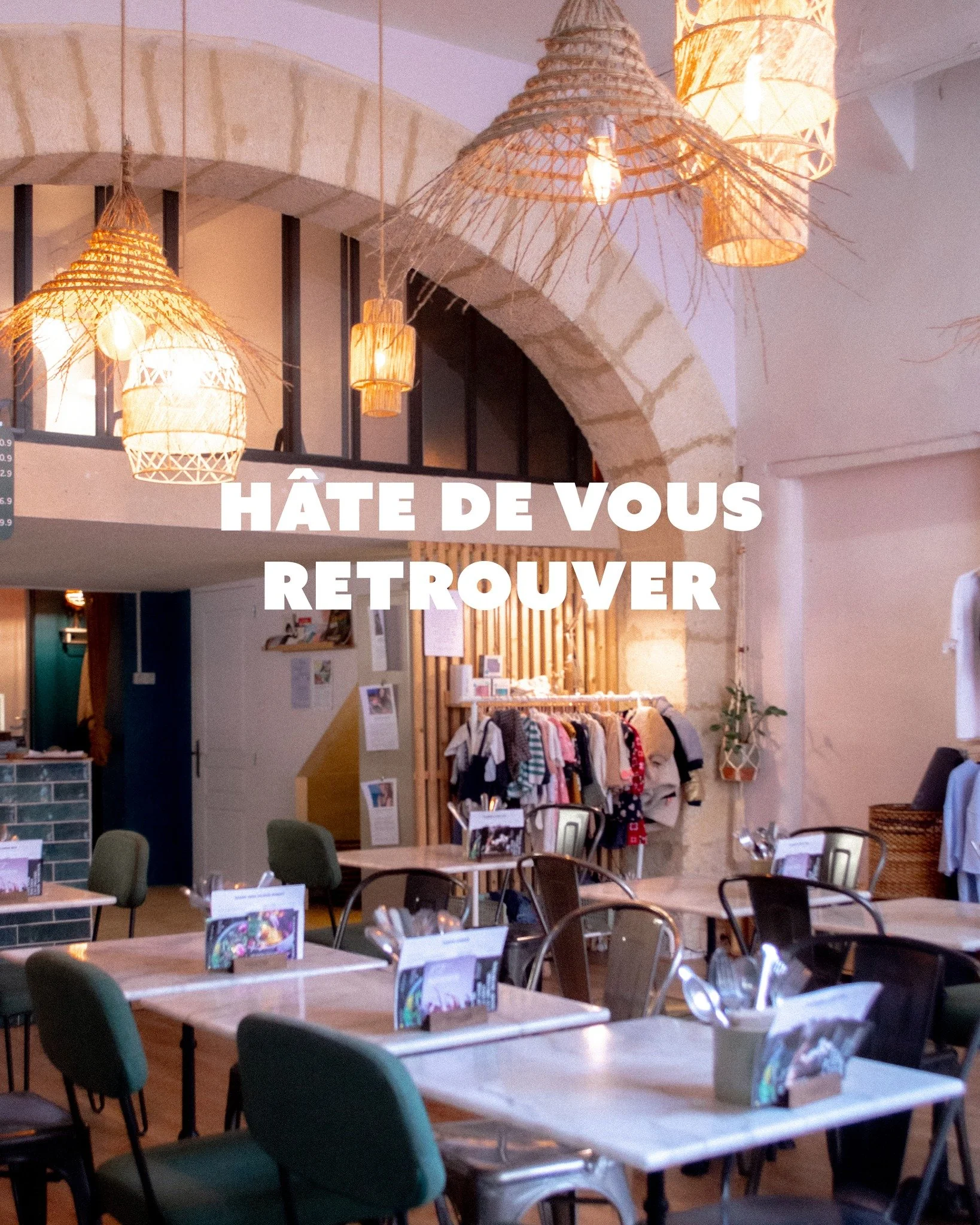 🚧✨ JOY &eacute;volue (encore un peu) ✨🚧

Les travaux prennent un peu plus de temps que pr&eacute;vu, mais c&rsquo;est pour faire les choses encore mieux 💛

Encore quelques jours de patience, on vous promet que &ccedil;a en vaut la peine. 
Merci po