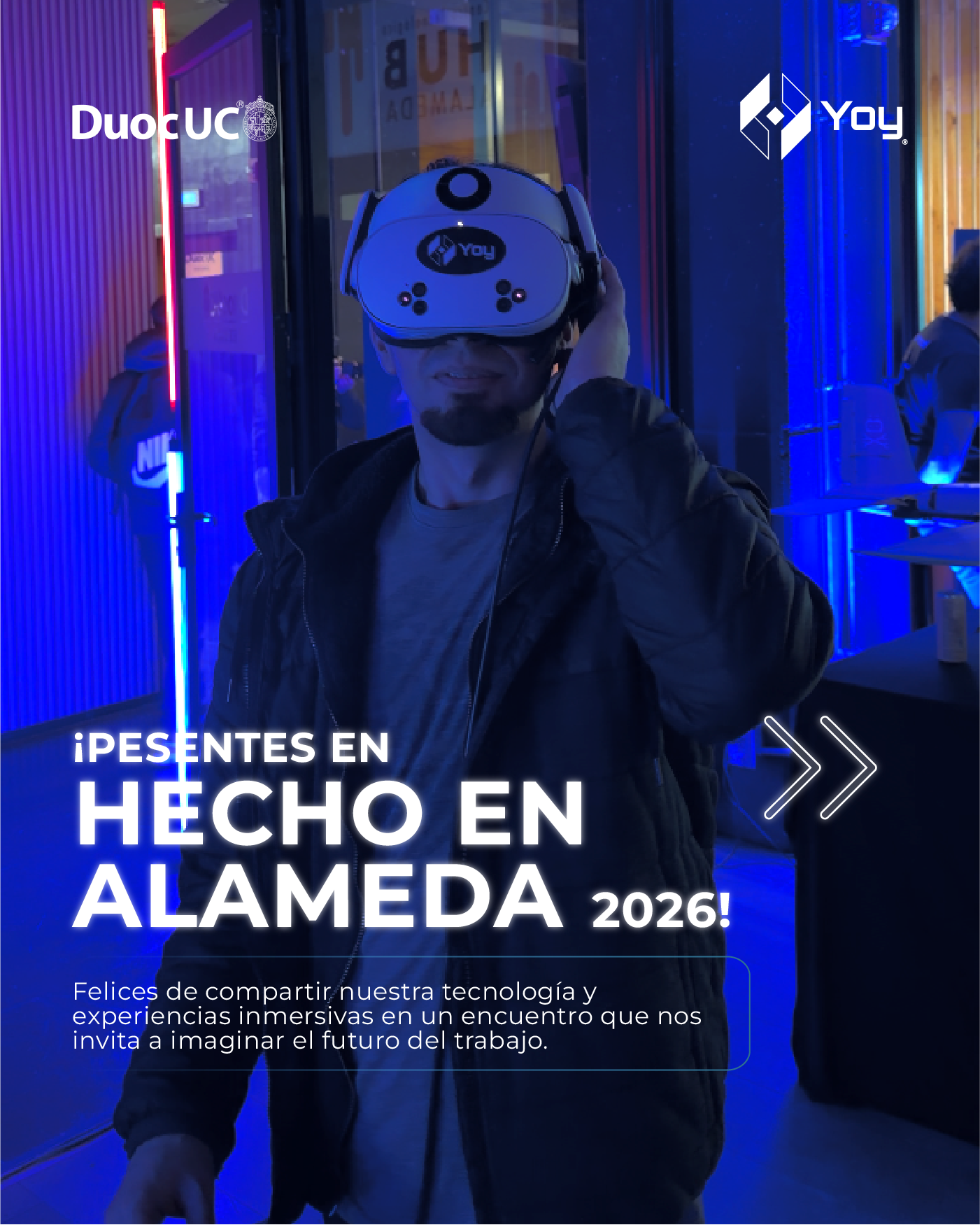 Usuario ocupando realidad virtual en evento Hecho en Alameda de Duoc UC Sede Alameda