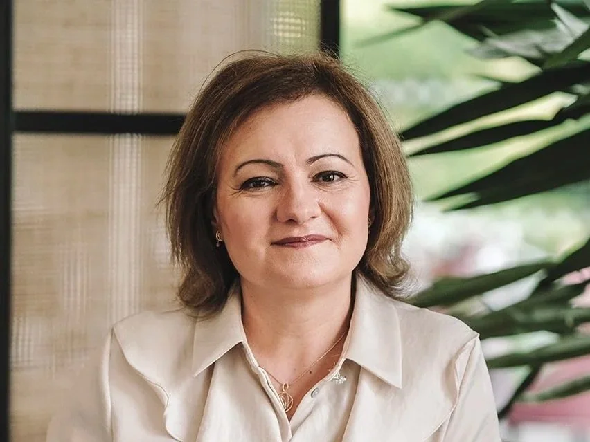 How CBT can help us in perimenopause - Simona Stokes - Middling Along