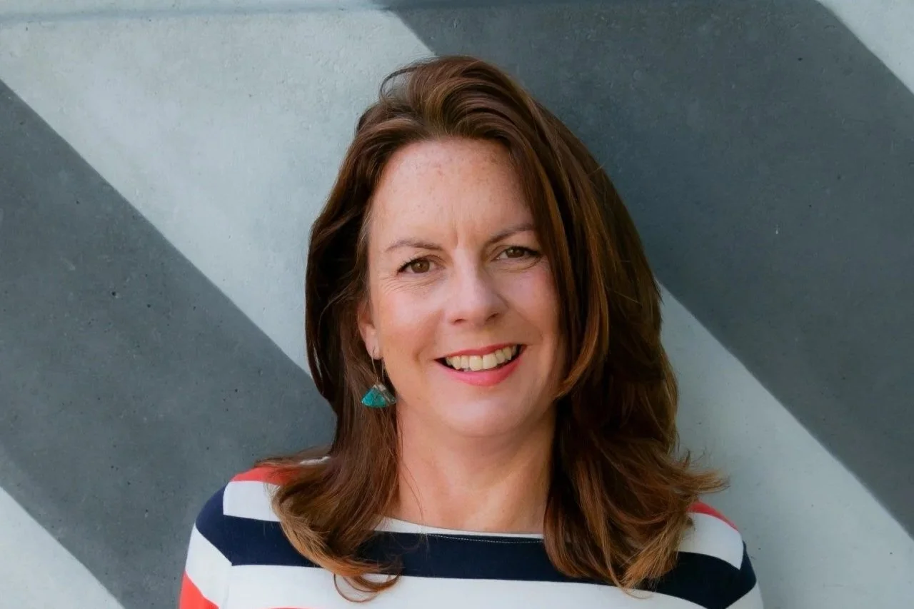 Wild, Wiser, and Going For It with Kelly Keating - Middling Along