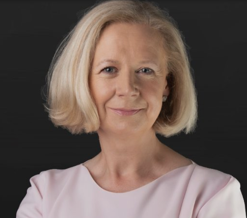 Breeda Bermingham thinks that Midlife Women Rock (and I have to say I agree!) - Middling Along