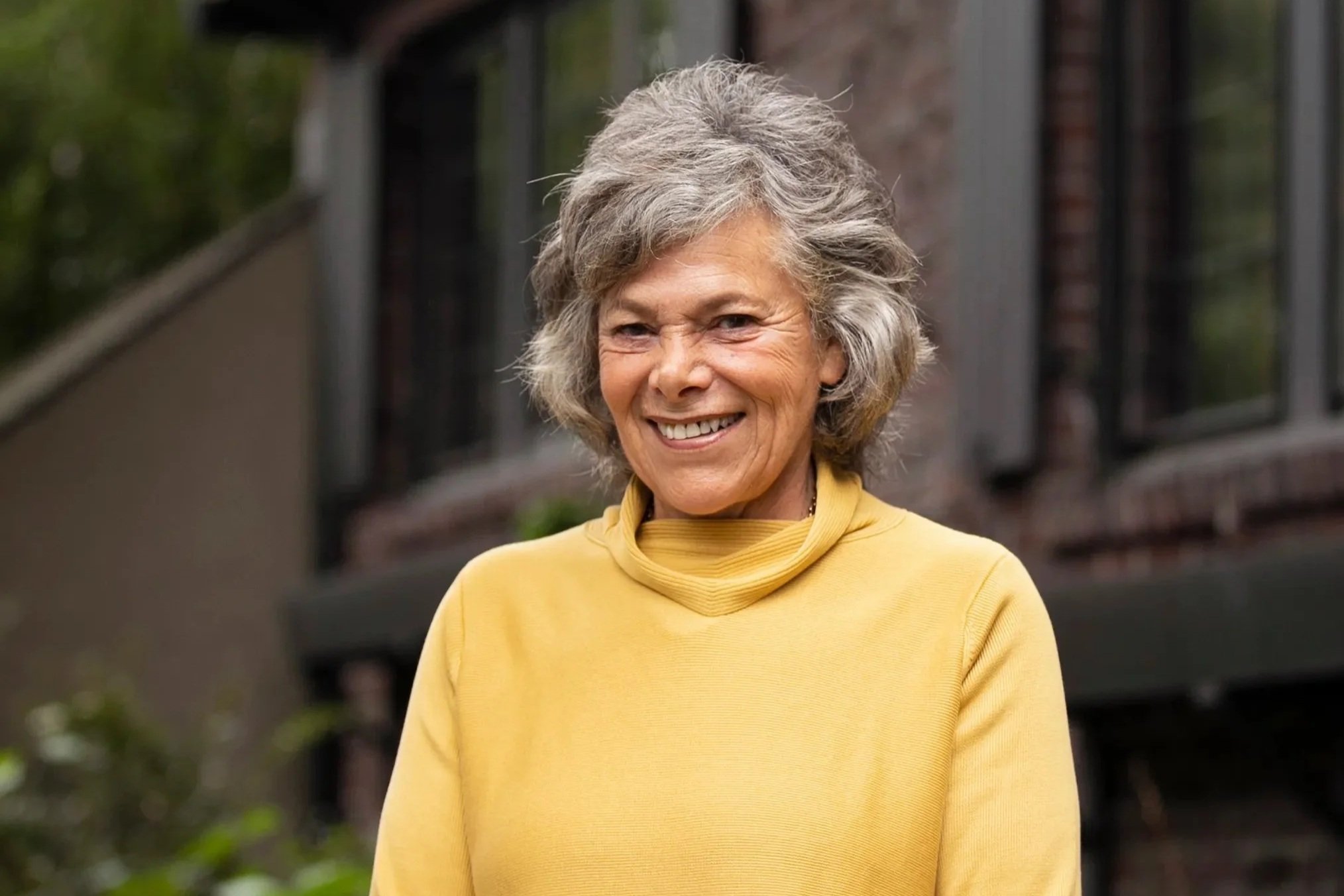 Headshot of Ellen Langer. 