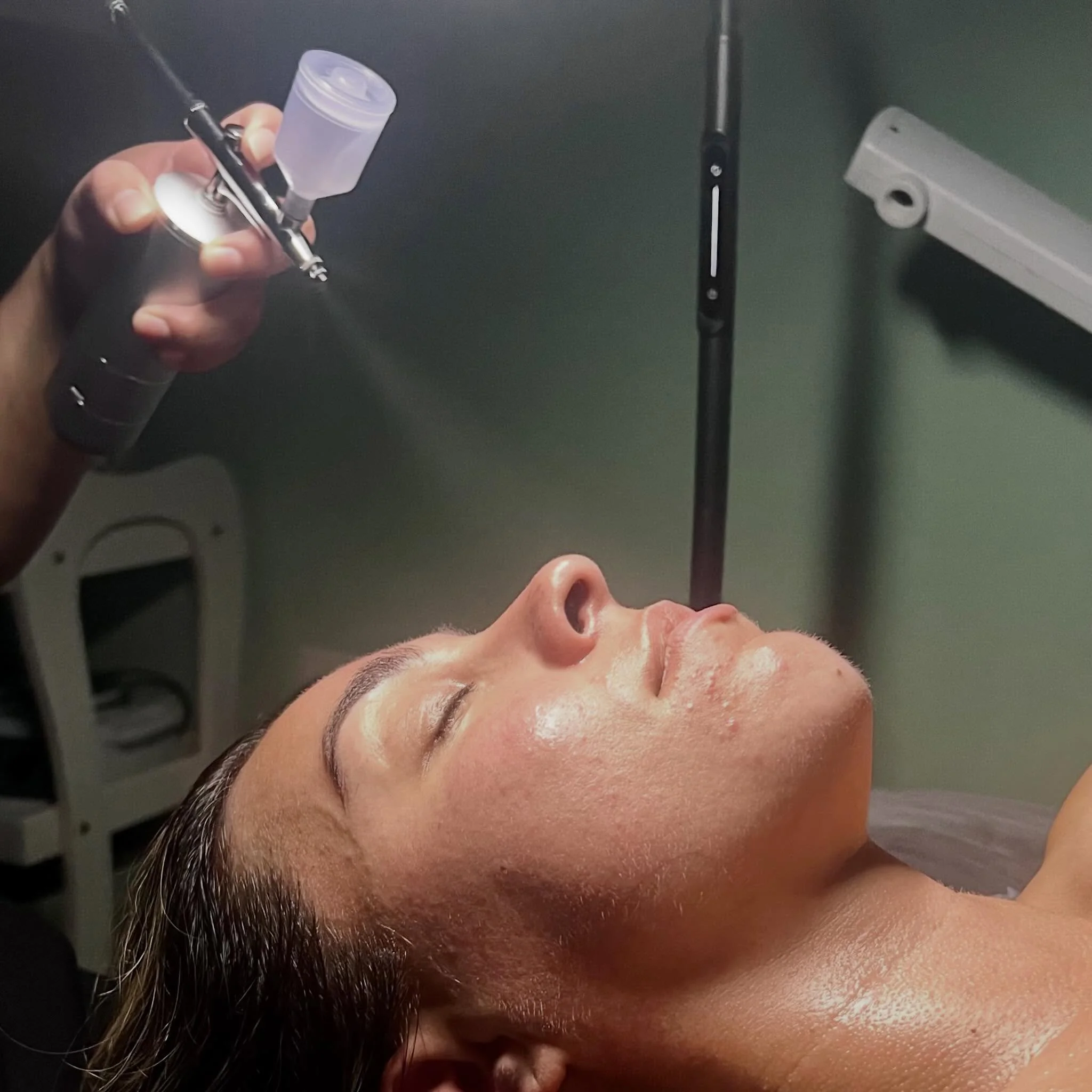 Mother&rsquo;s Day, all month long ✨🤍

Celebrate the women who do it all with treatments designed to relax, restore, and elevate.

Our Mother&rsquo;s Day specials are now live&mdash;
Tap the link in our bio to book your appointment ✅