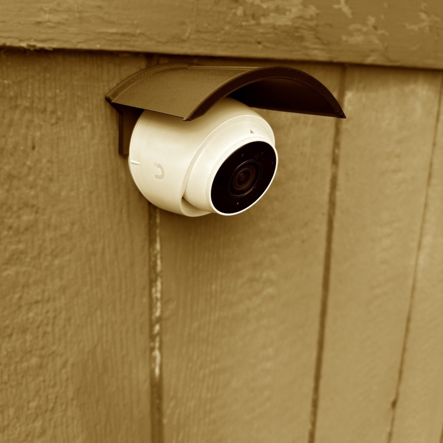Designed and fabricated in-house, this cover for the Ubiquiti G5 Turret Ultra security camera prevents rain and snow on the camera's lens.
.
.
.
.
.
#ubiquiti #unifi #camera #securitycamera #3dprinting #3dprinted #solidworks #3ddesign #engineering #d