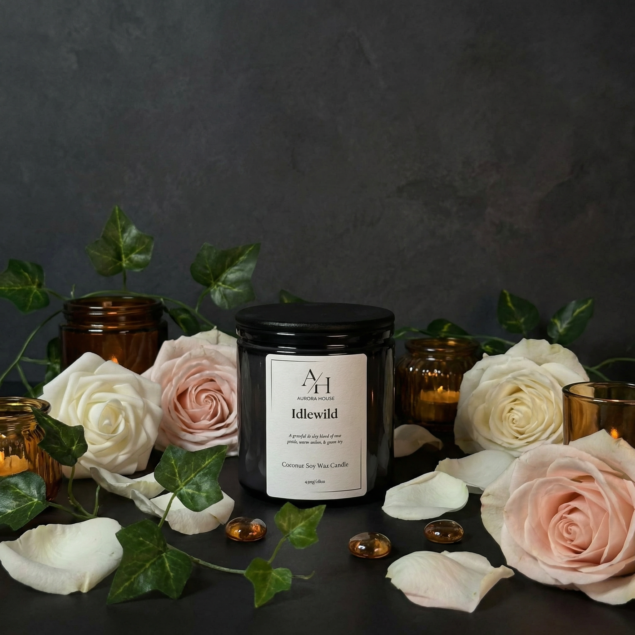 Idlewild 15oz Candle.png