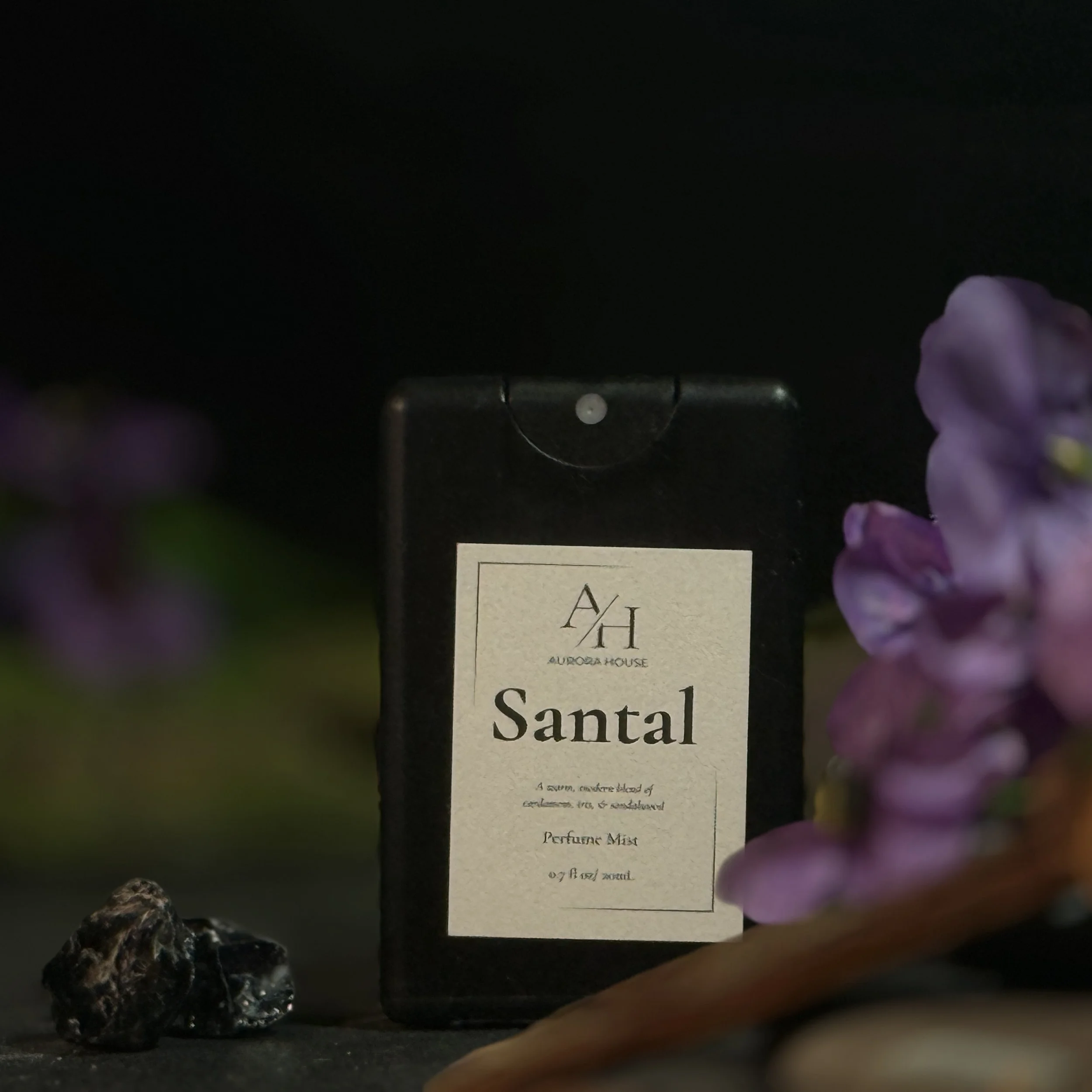 Aurora House Perfume mist Santal with earthy accents and violet stems