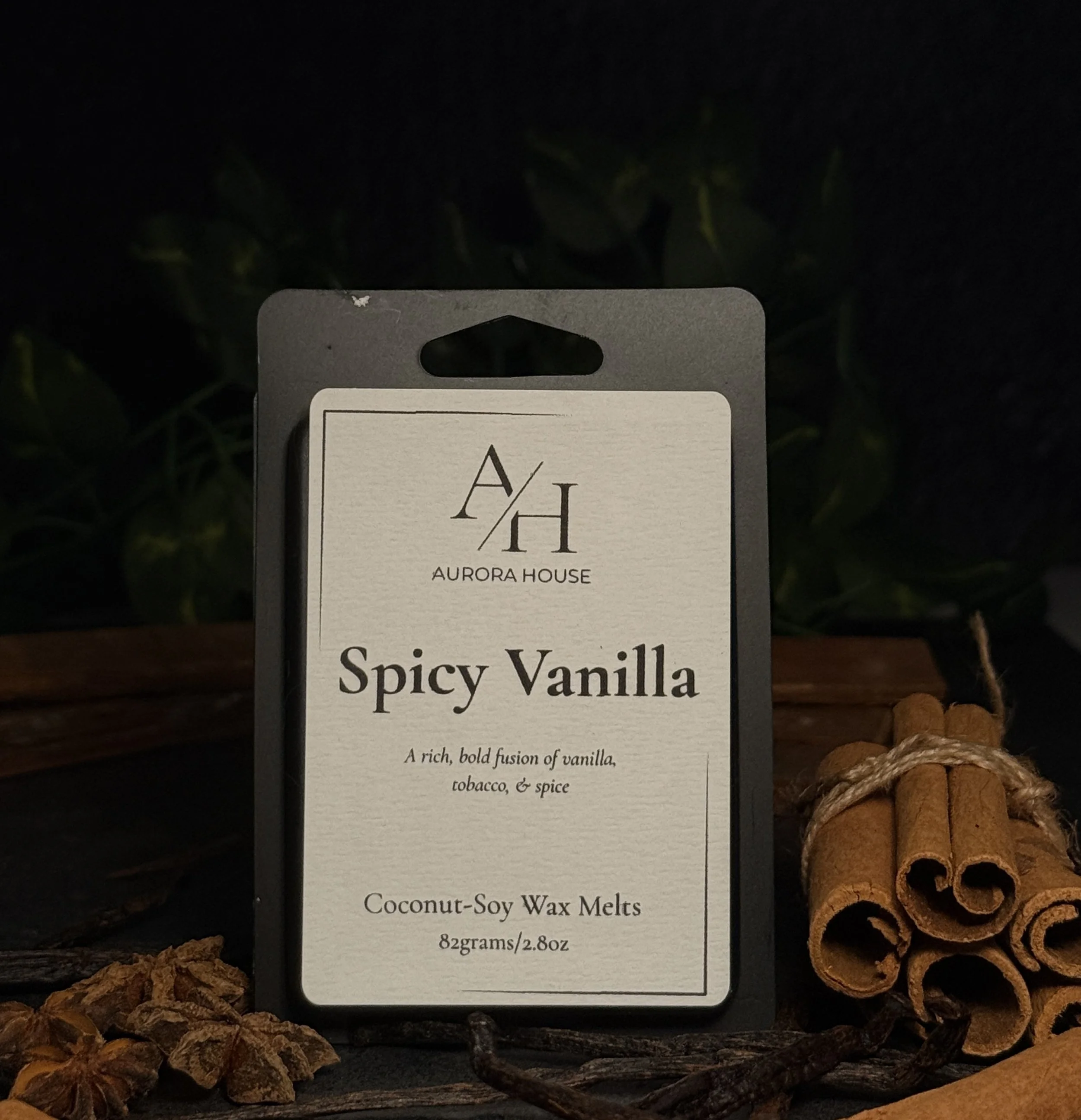 Aurora House wax melts Spicy vanilla with cinnamon sticks and vanilla beans