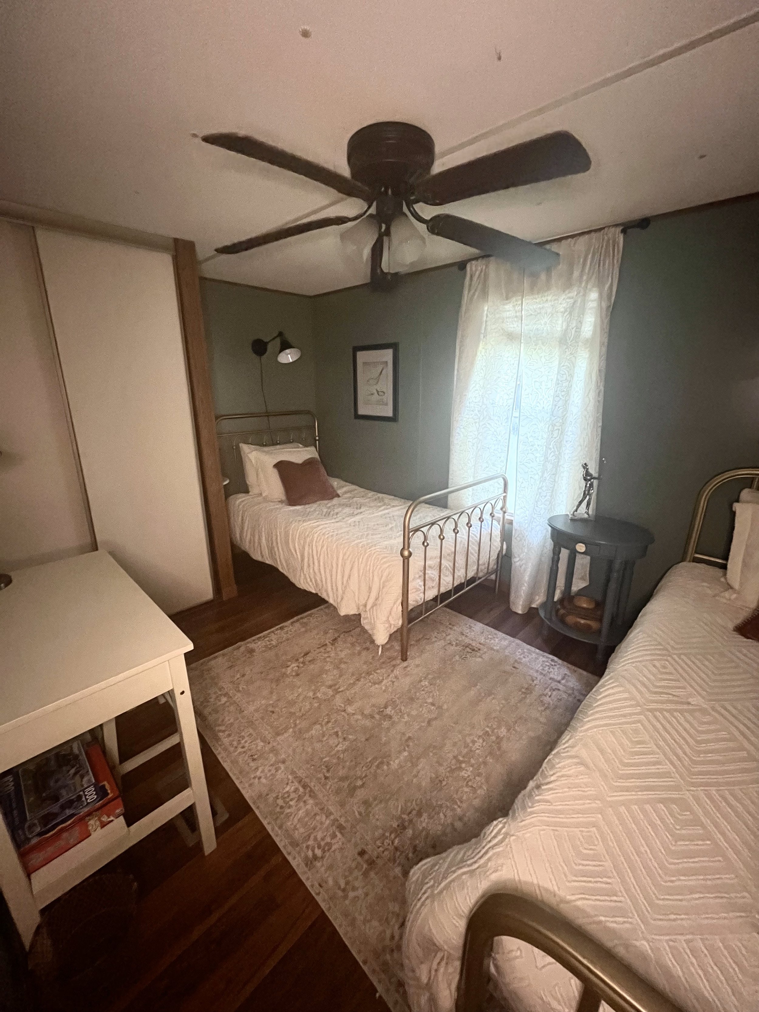 River Rental Reveal: The Guest Bedroom