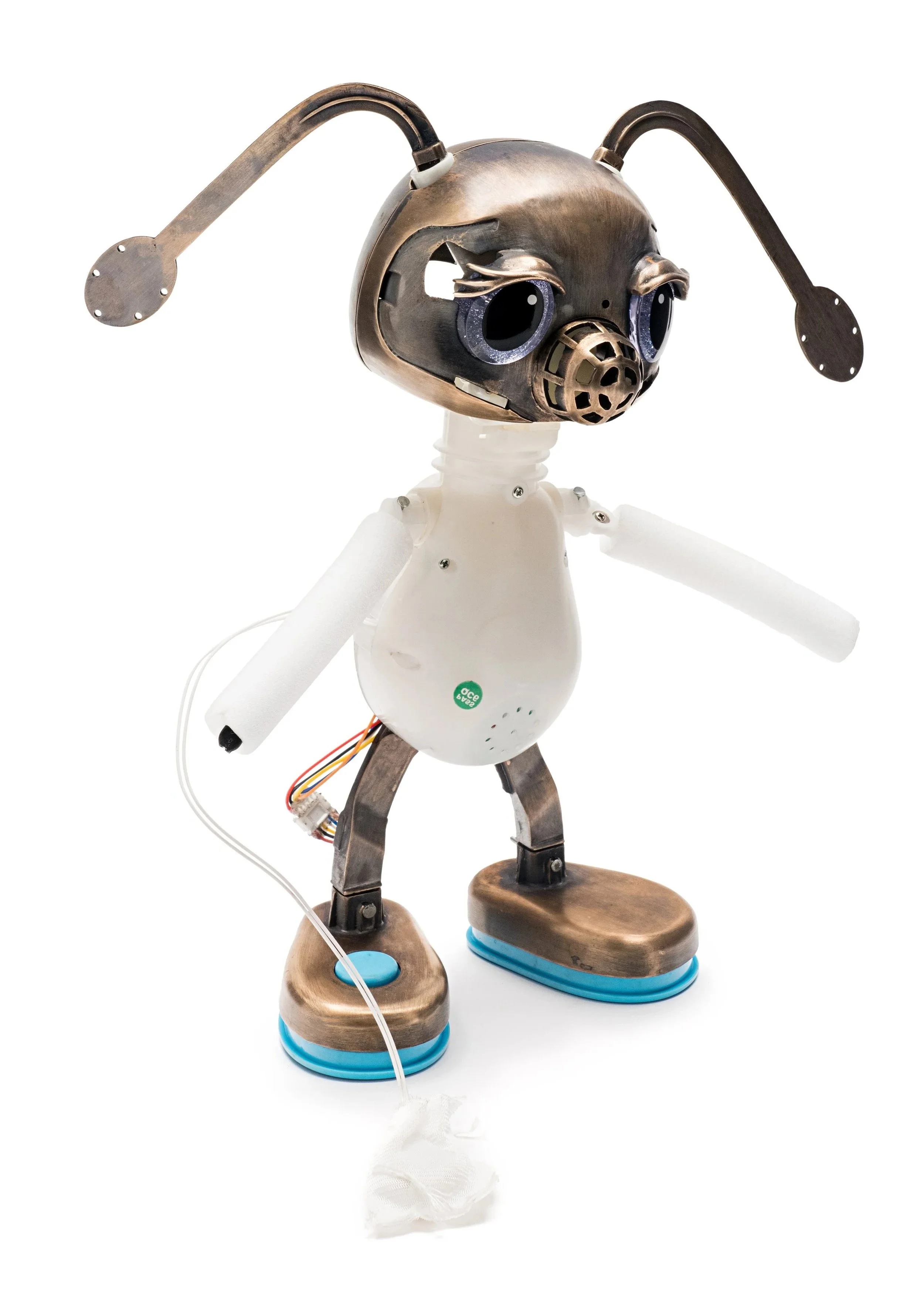 PASS QC_6 (aka Owl Eyes), 2023, bronze, steel, plastic, fabric, rubber, mechanism, 13" x 7.75 x 12.5"