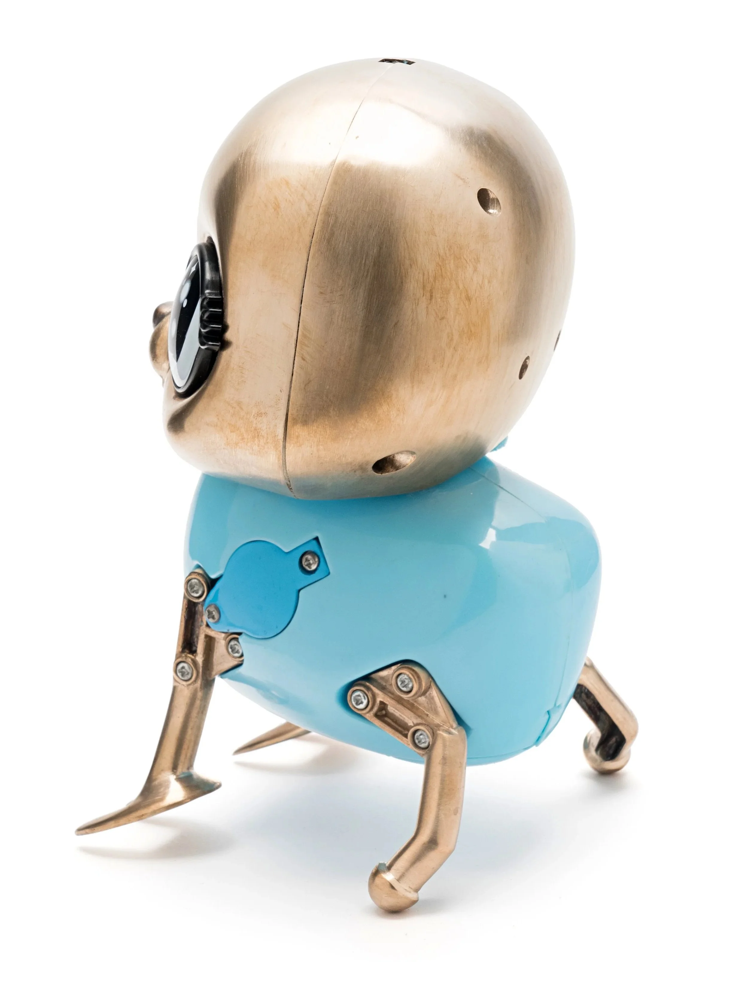 QC-09 (aka Blue Eyes)