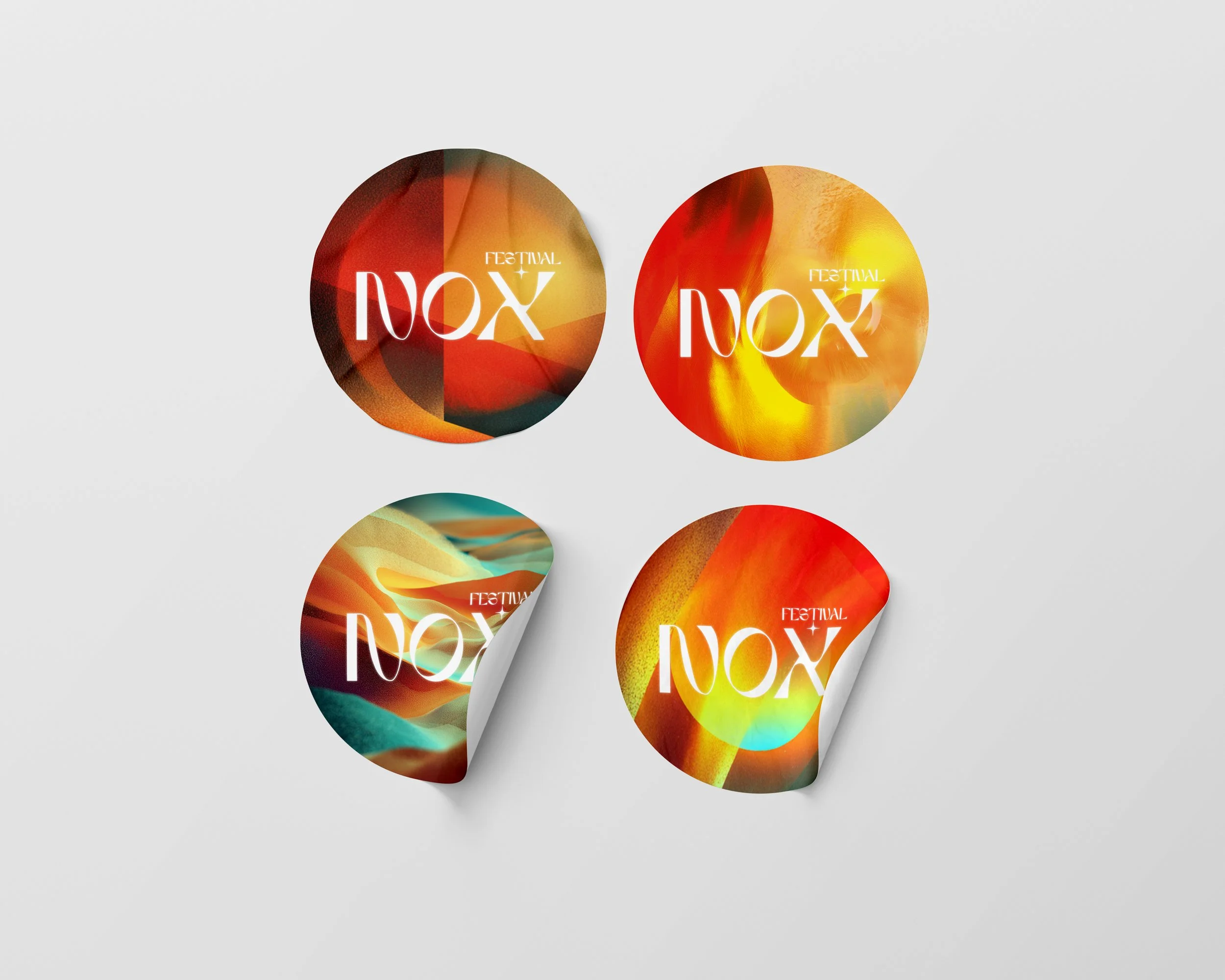 Free Sticker Mockup copie.jpg