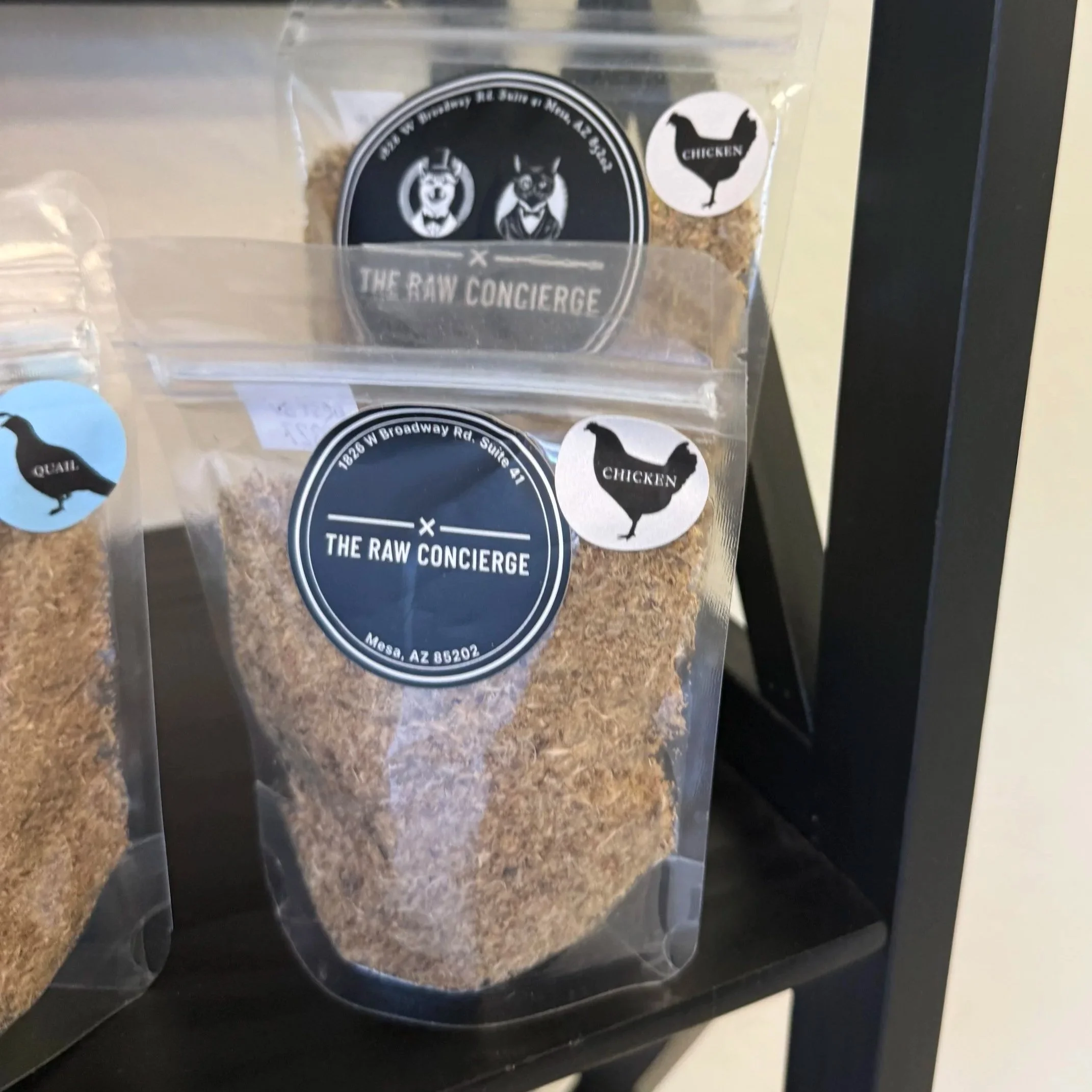 Air-dried neonatal chick digestive blend in packaging made from whole 3-day-old chicks for sensitive digestion in pets.