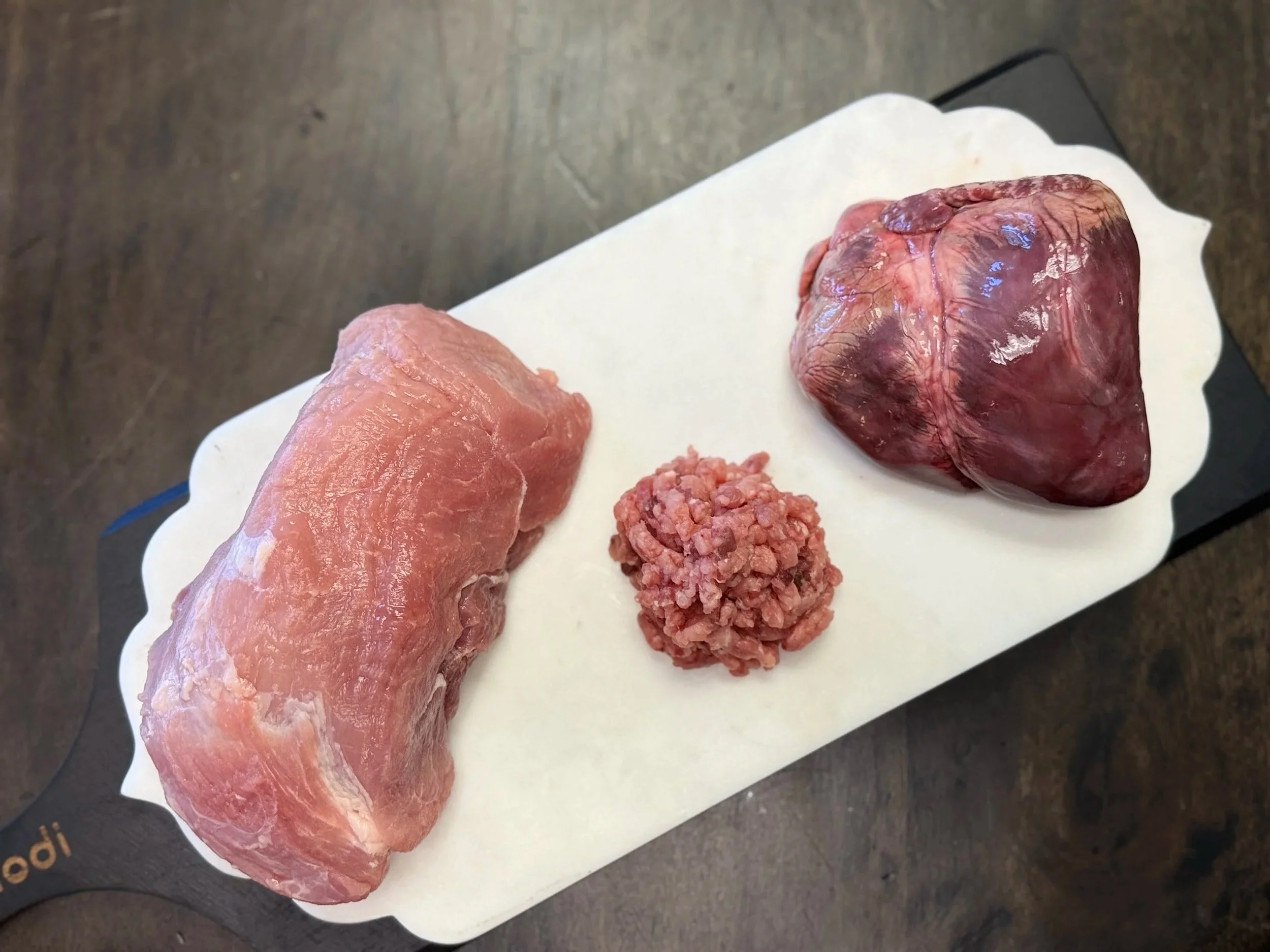 Raw pork blend with heart for cats taurine rich boneless raw diet