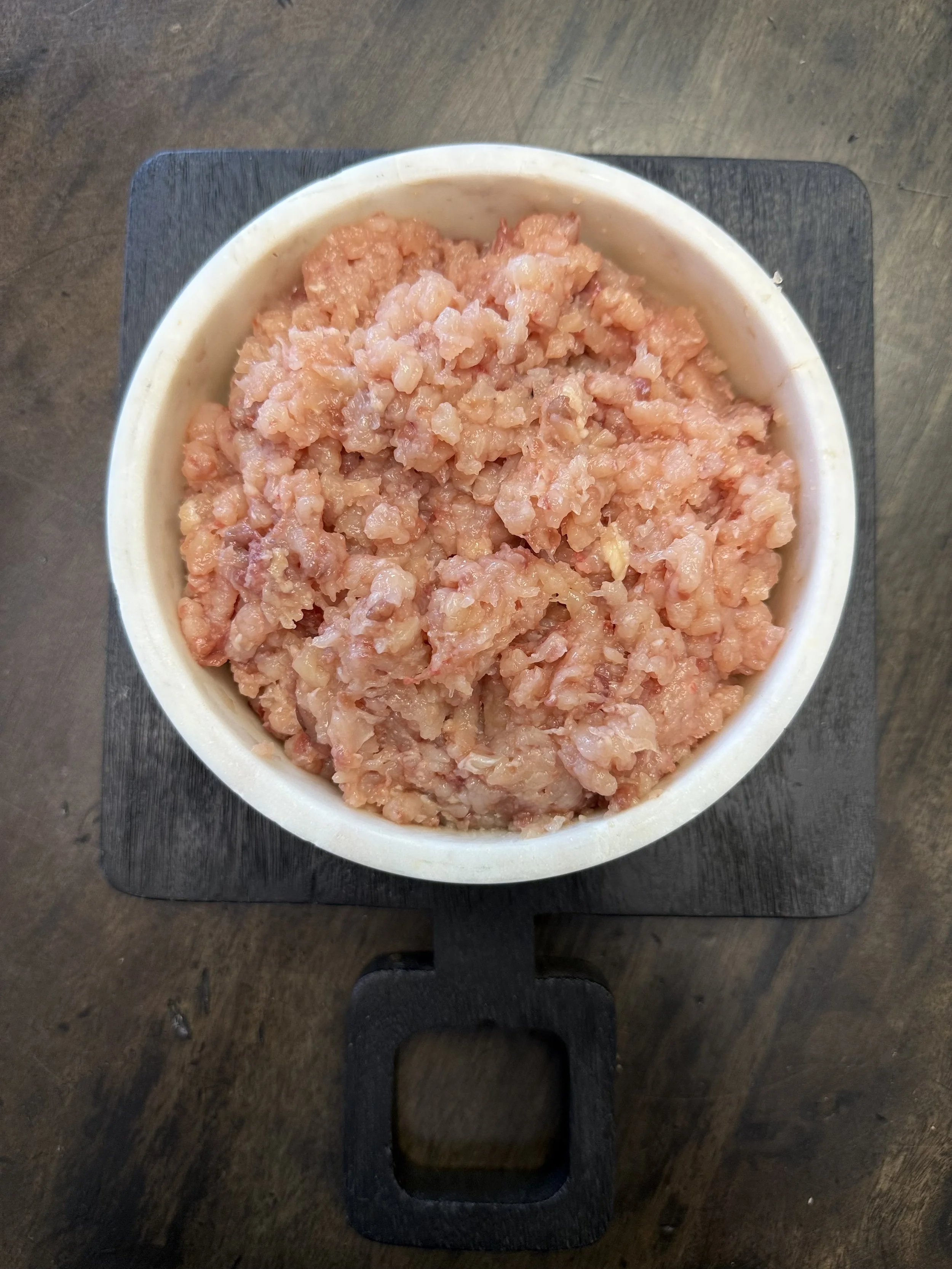 Boneless chicken blend with heart raw pet food free-range single protein taurine-rich blend for cats and dogs