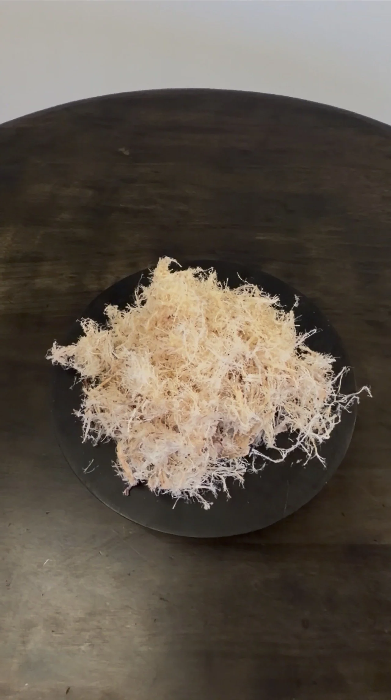Emu Tendon Puff single ingredient dog and cat treat made from 100% emu tendon