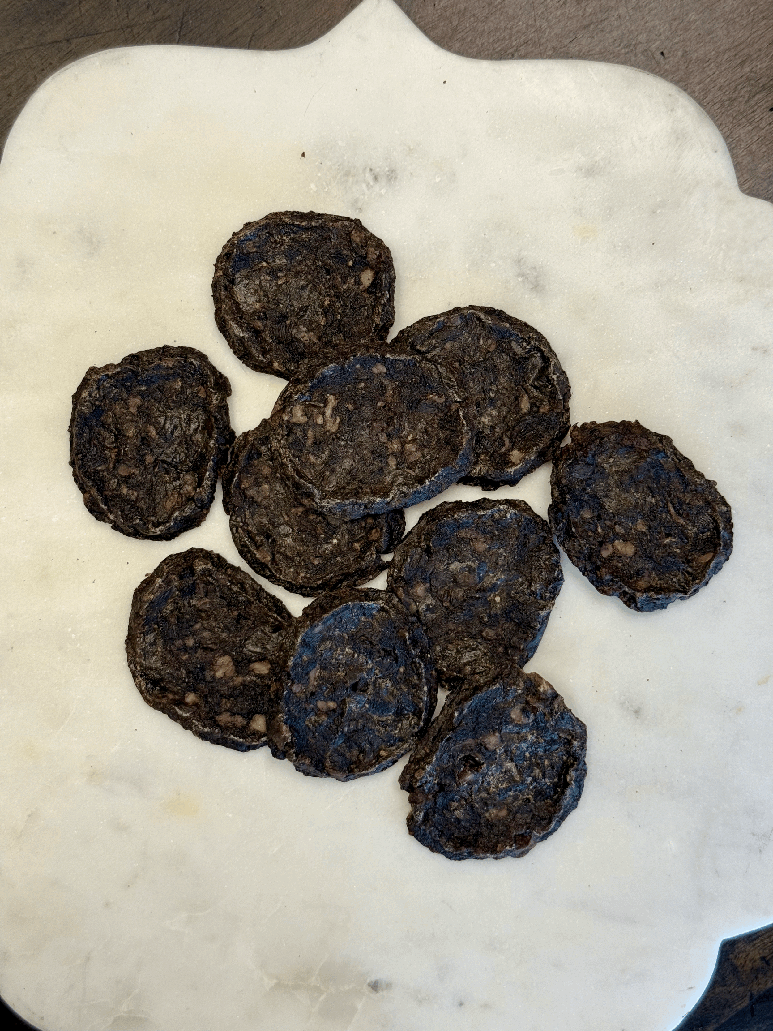 remium 100% grass-fed and finished Air-Dried lamb heart and liver treats for dogs and cats