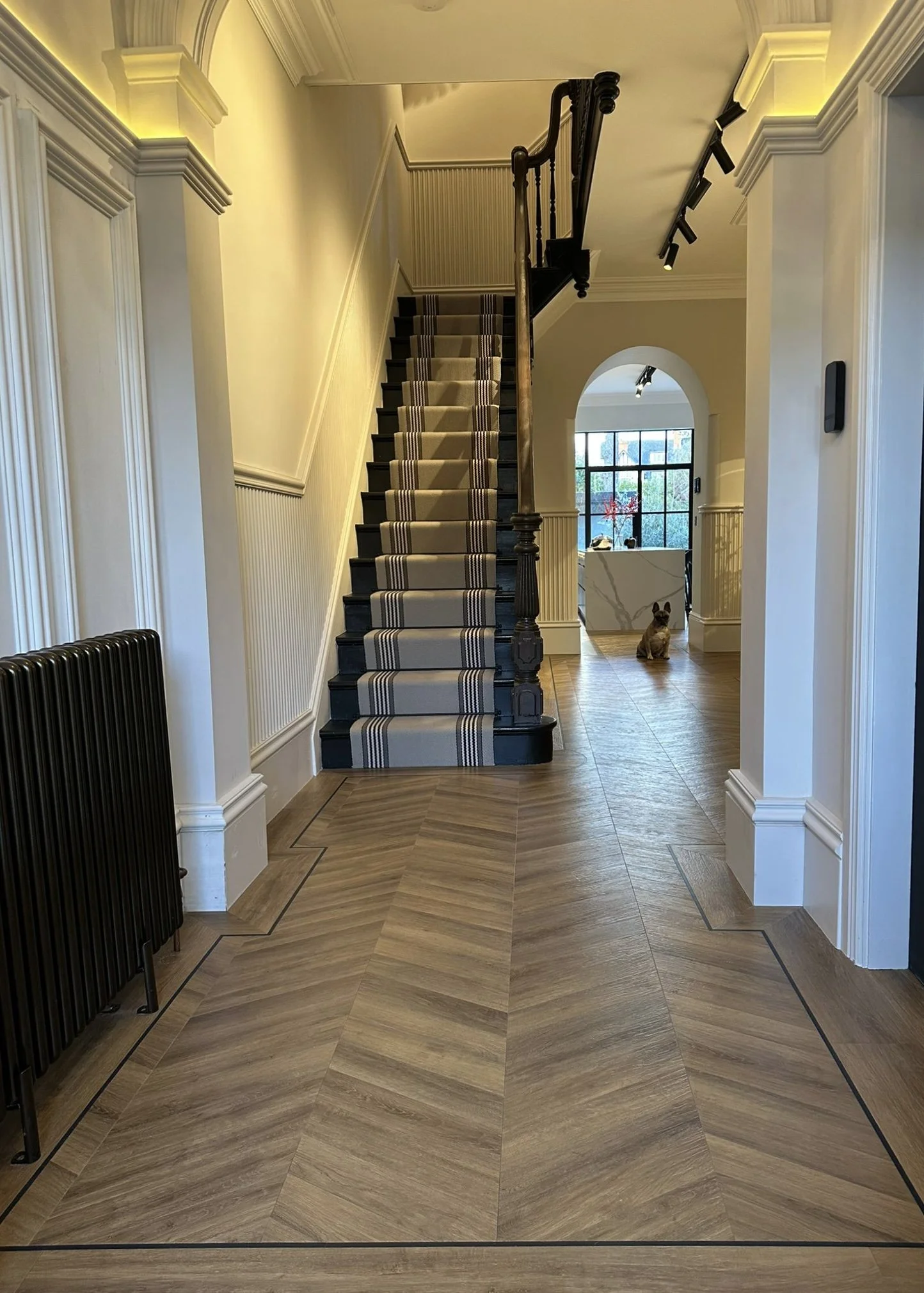 a9365966-7588-4754-8a0f-97319fa5cd99 2.jpg