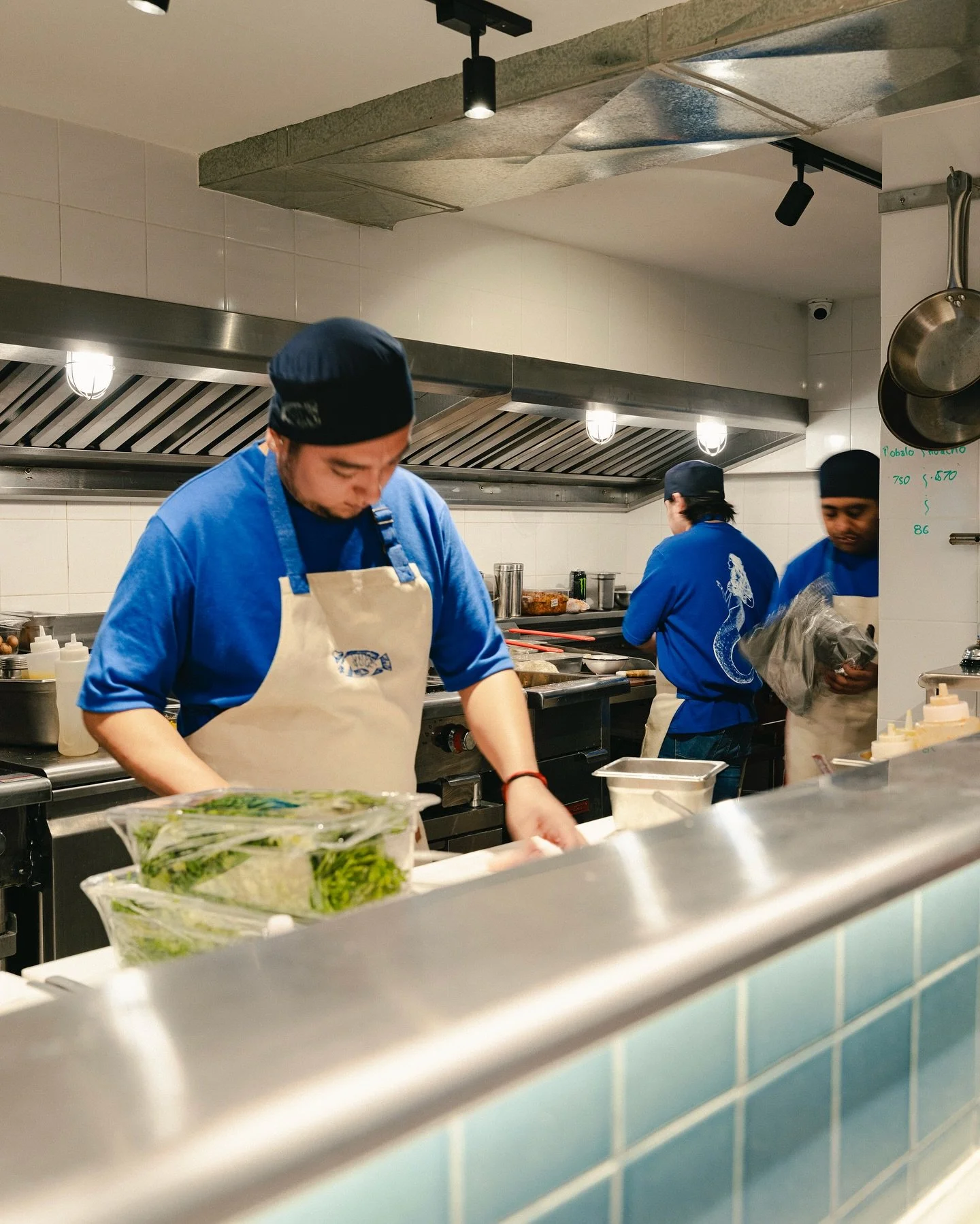 Los buenos momentos se viven en  cocina y en barra