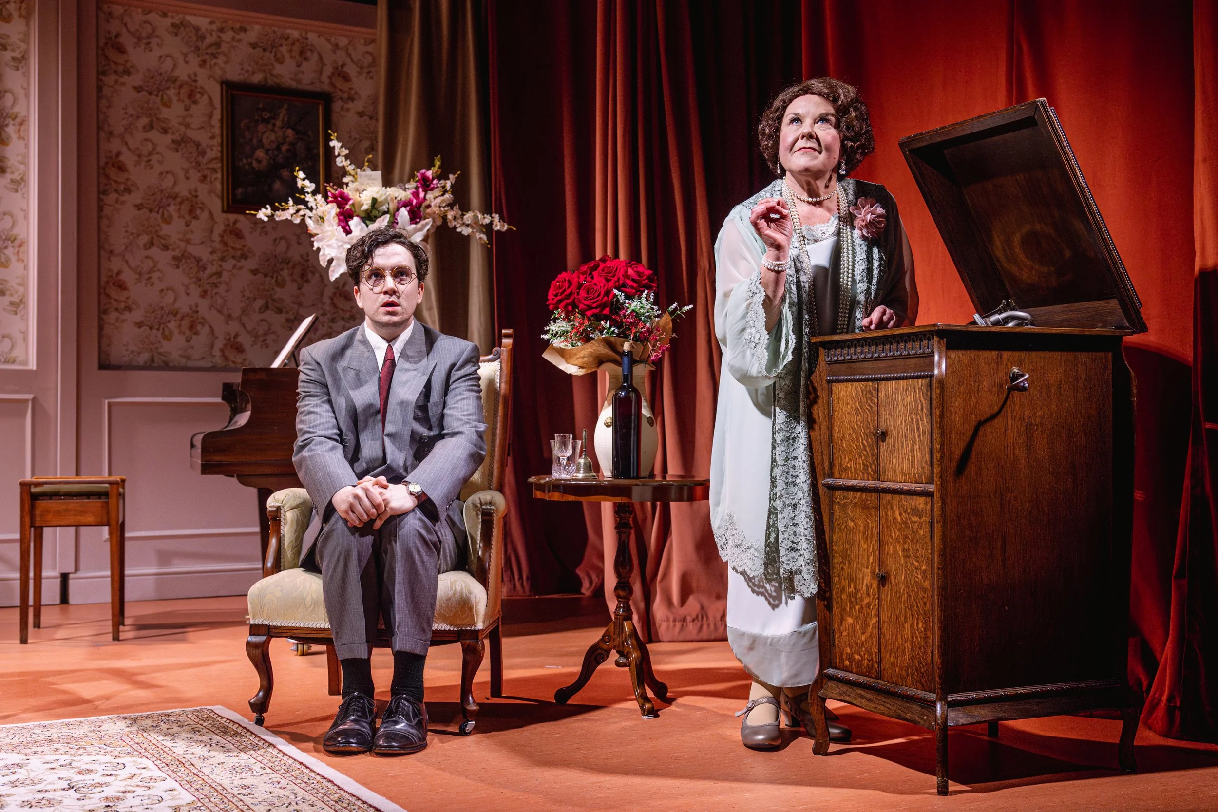 WENDI PETERS AND CHARLIE HISCOCK - GLORIOUS.JPG