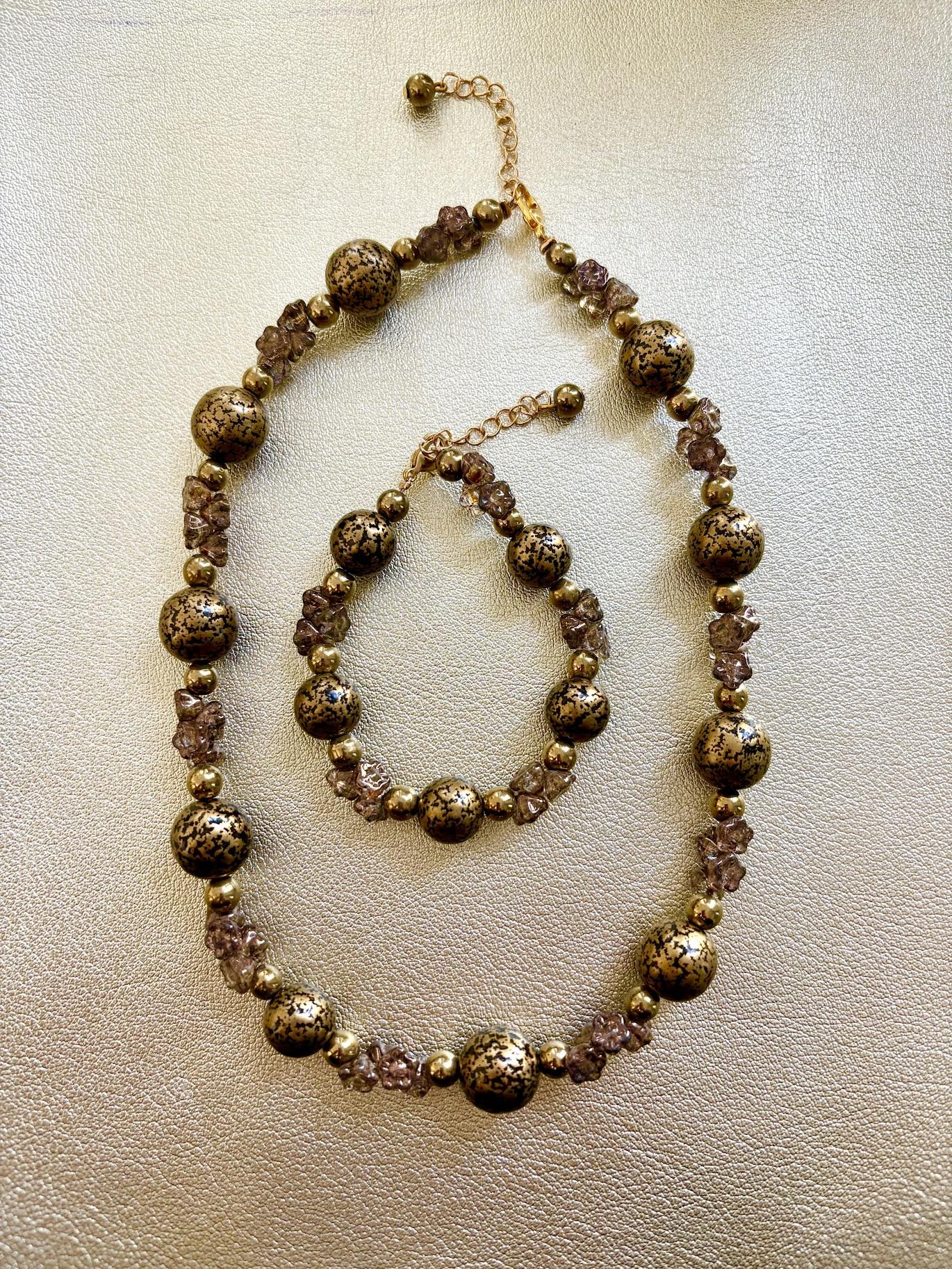 ANTIQUE GOLD-B?N.jpeg