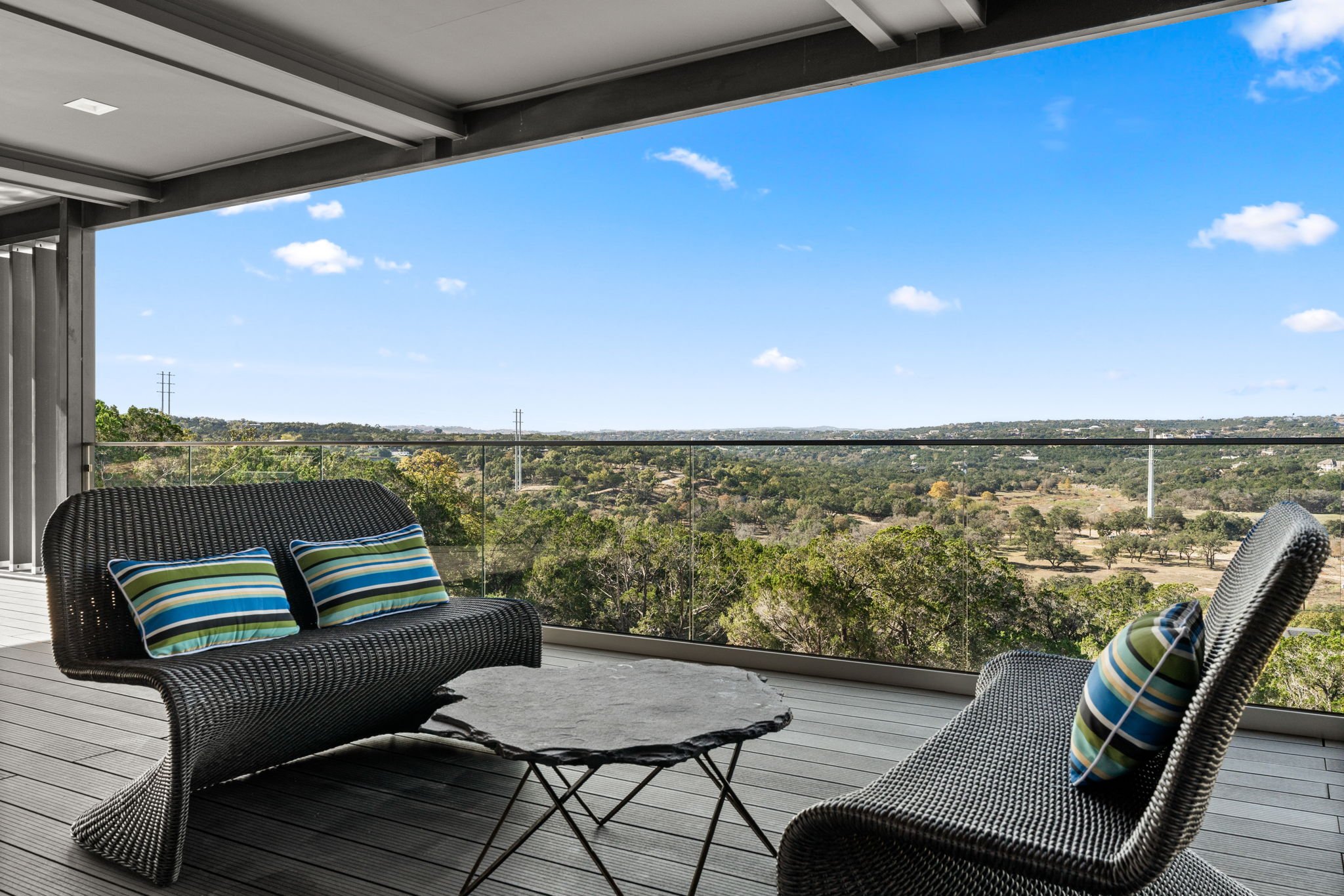 48-web-or-mls-2714 Lakehurst Rd-12.jpg