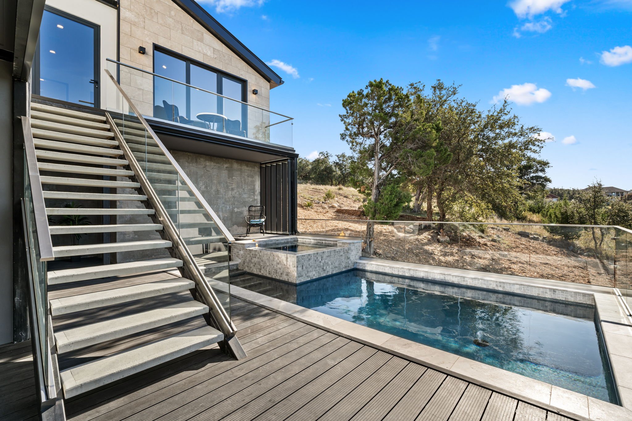 44-web-or-mls-2714 Lakehurst Rd-8.jpg