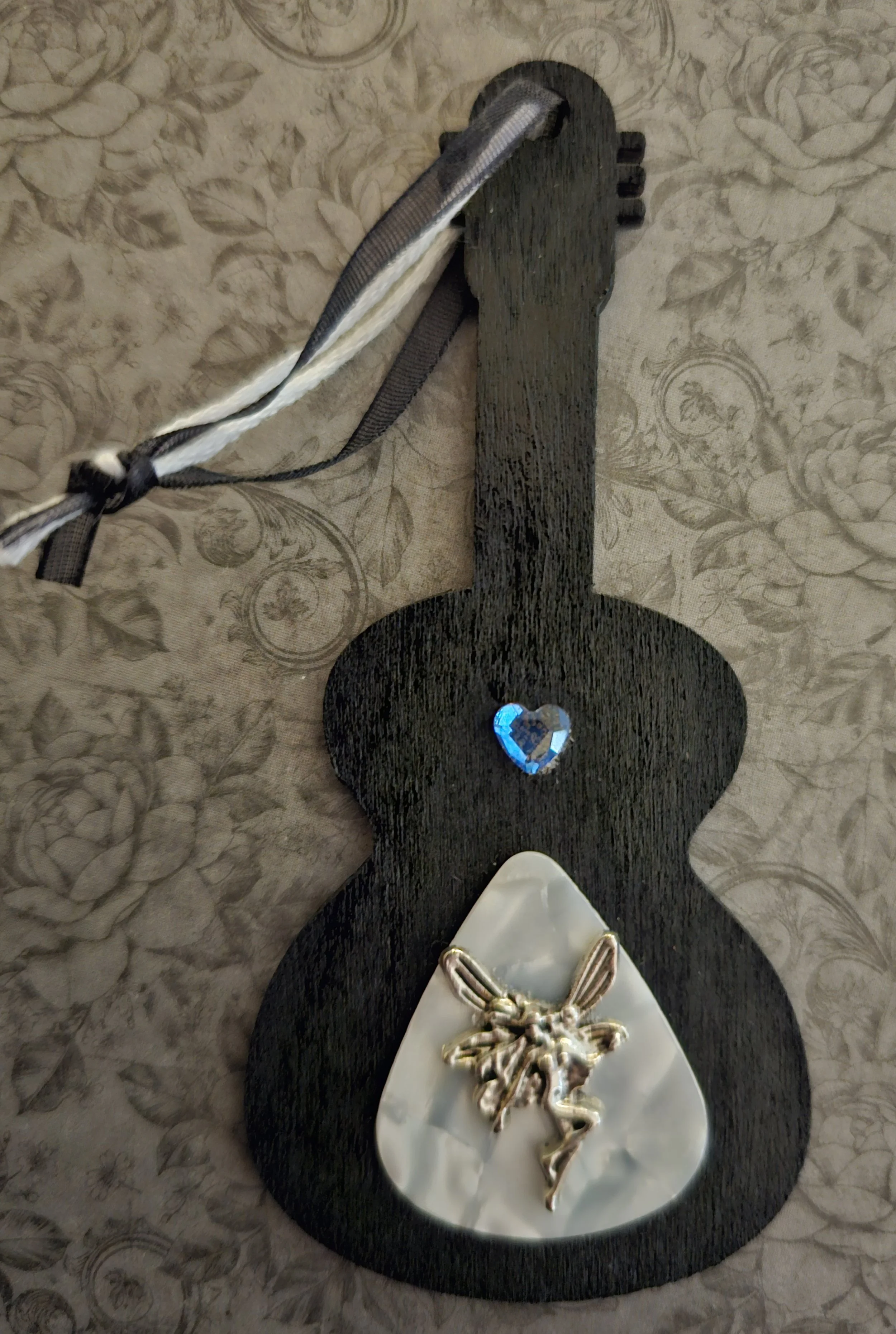 fairy guitar ornament.jpg