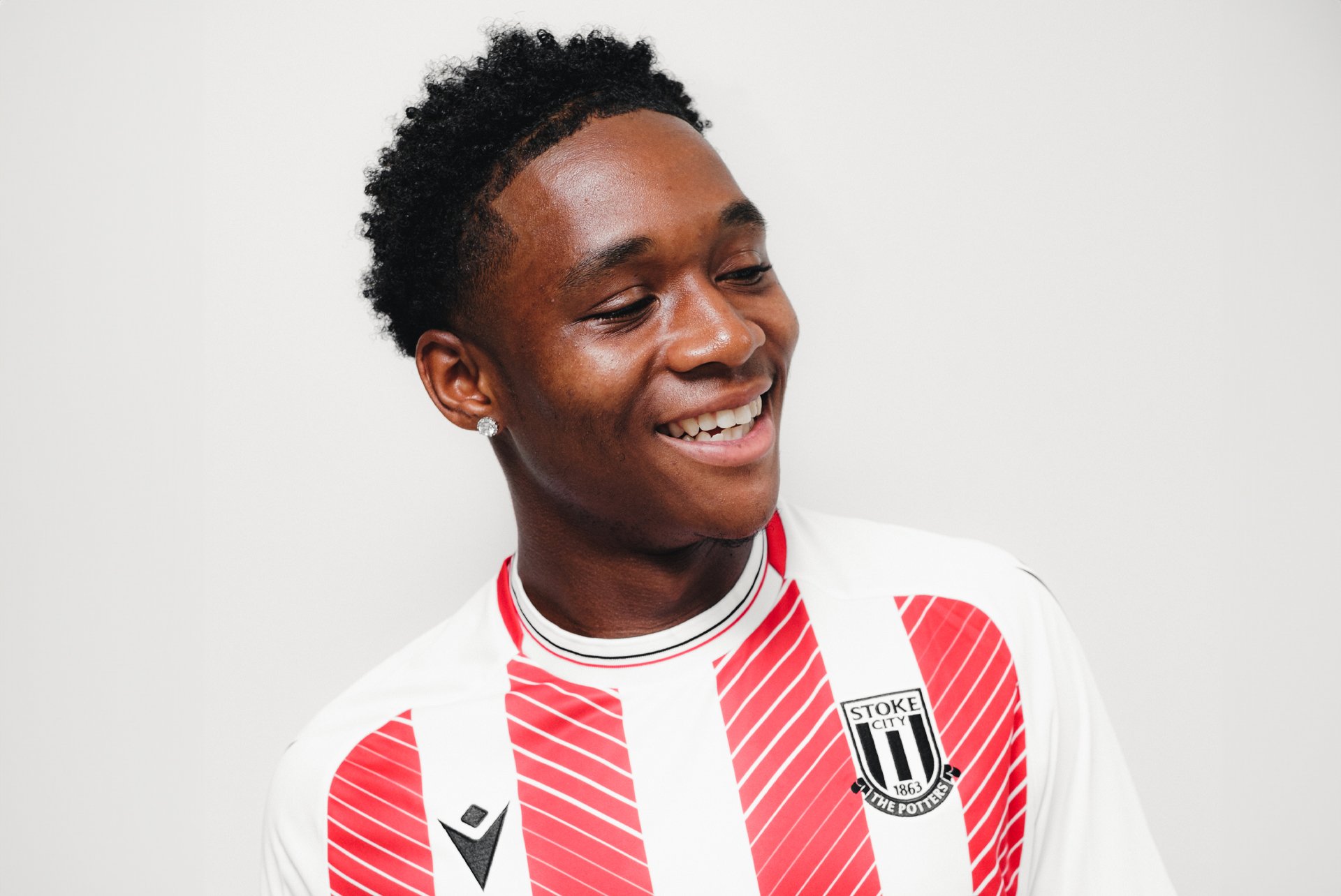 Kahrel Reddin Joins Stoke City