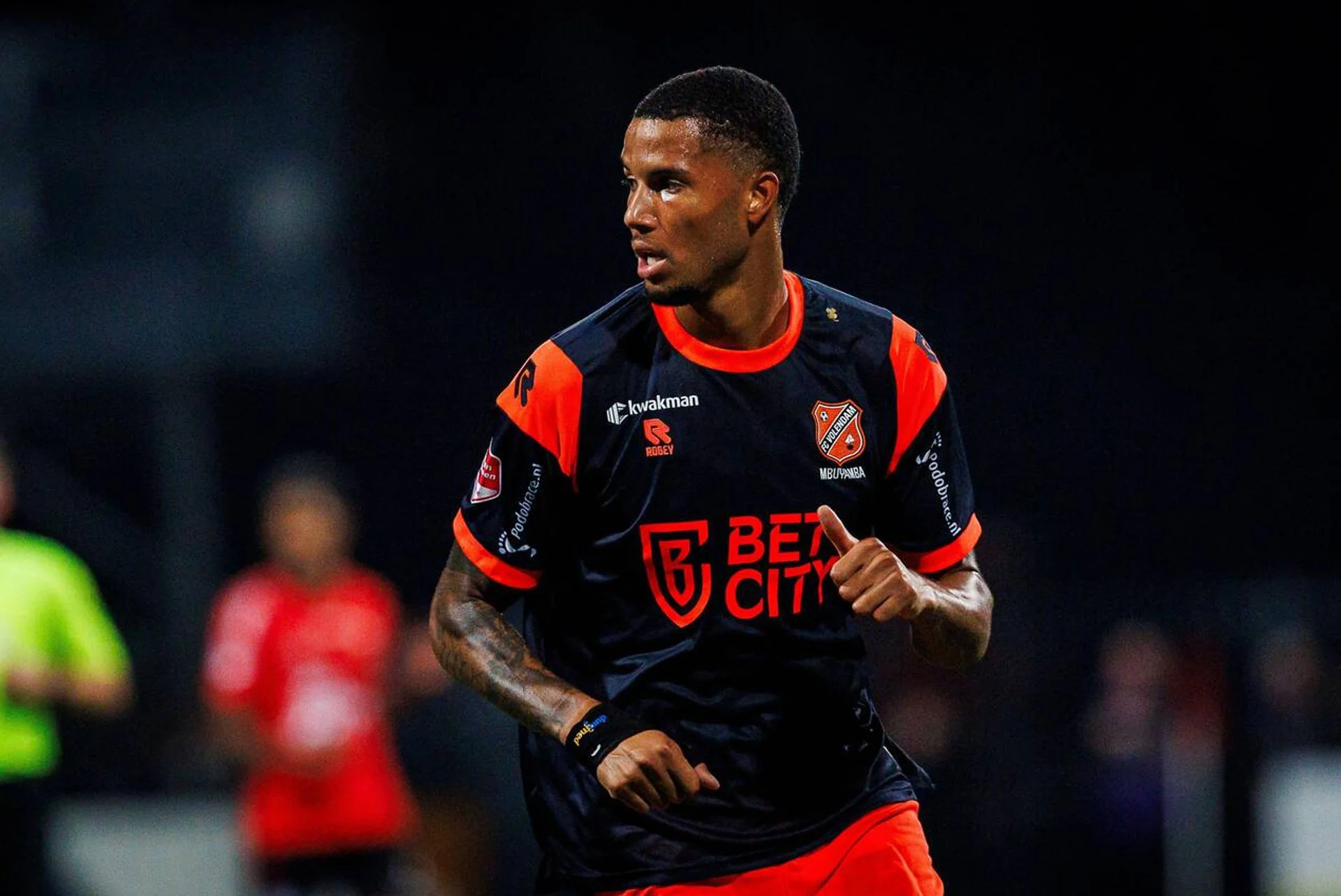 Xavier Mbuyamba’s Exquisite Display