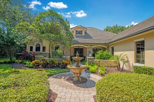 What Defines a Luxury Home in Orlando Today?