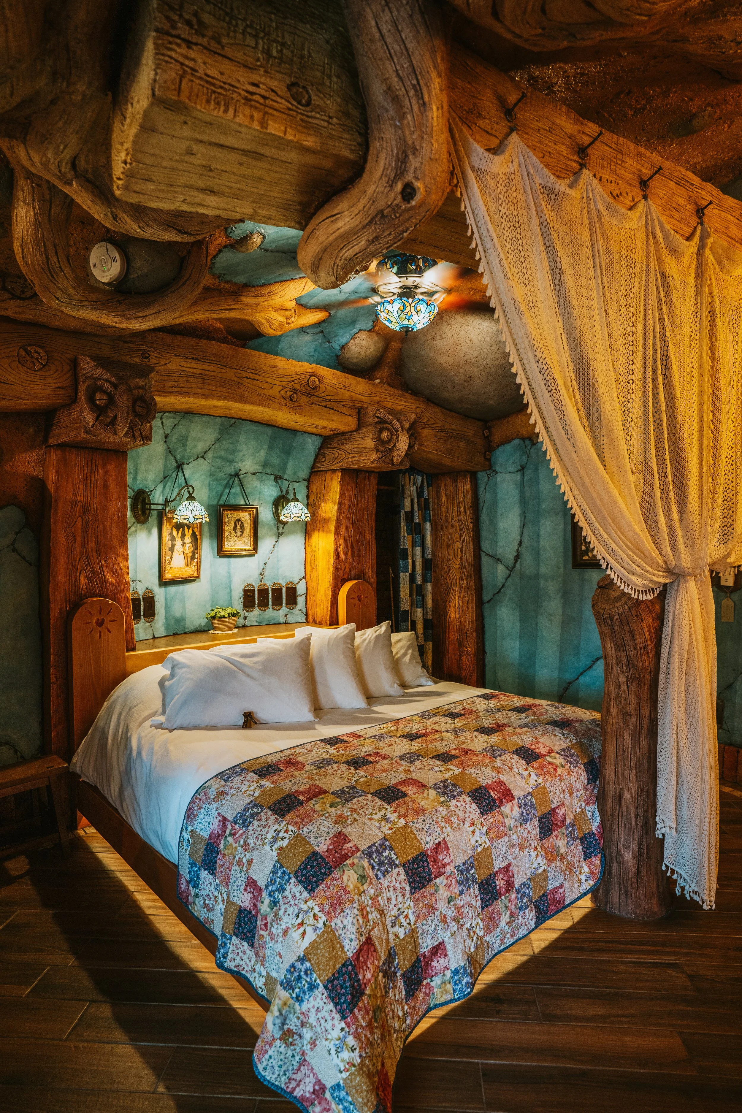 Image of the interior of the under the hill suite at Hazelnut Inn in Yarrow British Columbia