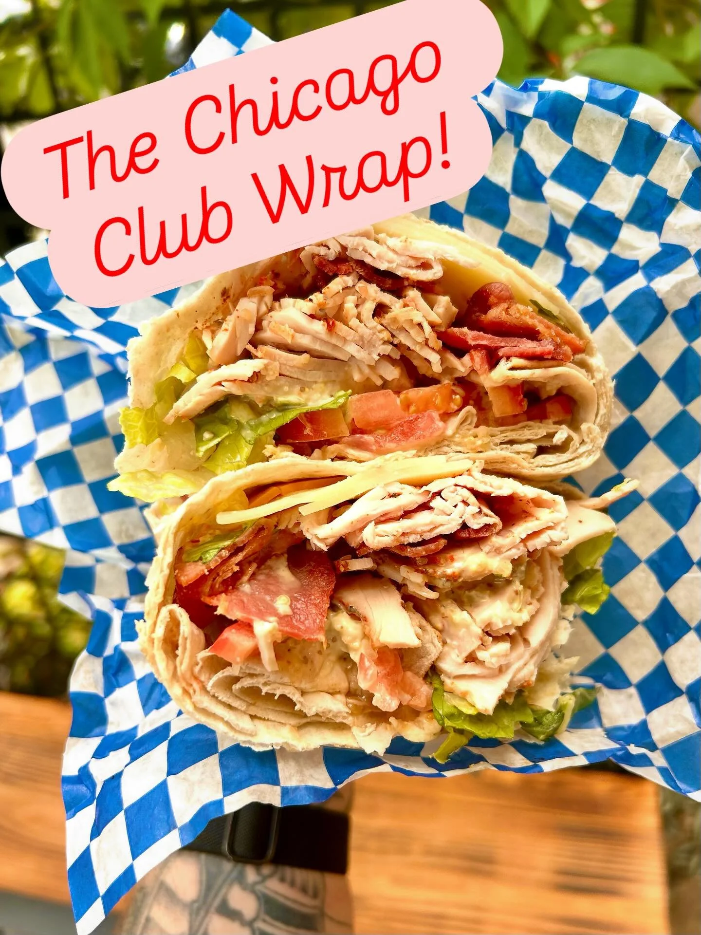 πͺ©πNew Special Just Dropped!πΊπͺ©
It’s a wrap! We are excited to introduce the Chicago Club Wrap: House Roasted Turkey, Crispy Bacon, Swiss Cheese, Pickled Jalapeños, Lettuce, Tomato, Giardinaisse, served in a Lavash Wrap!
Boogie on dow