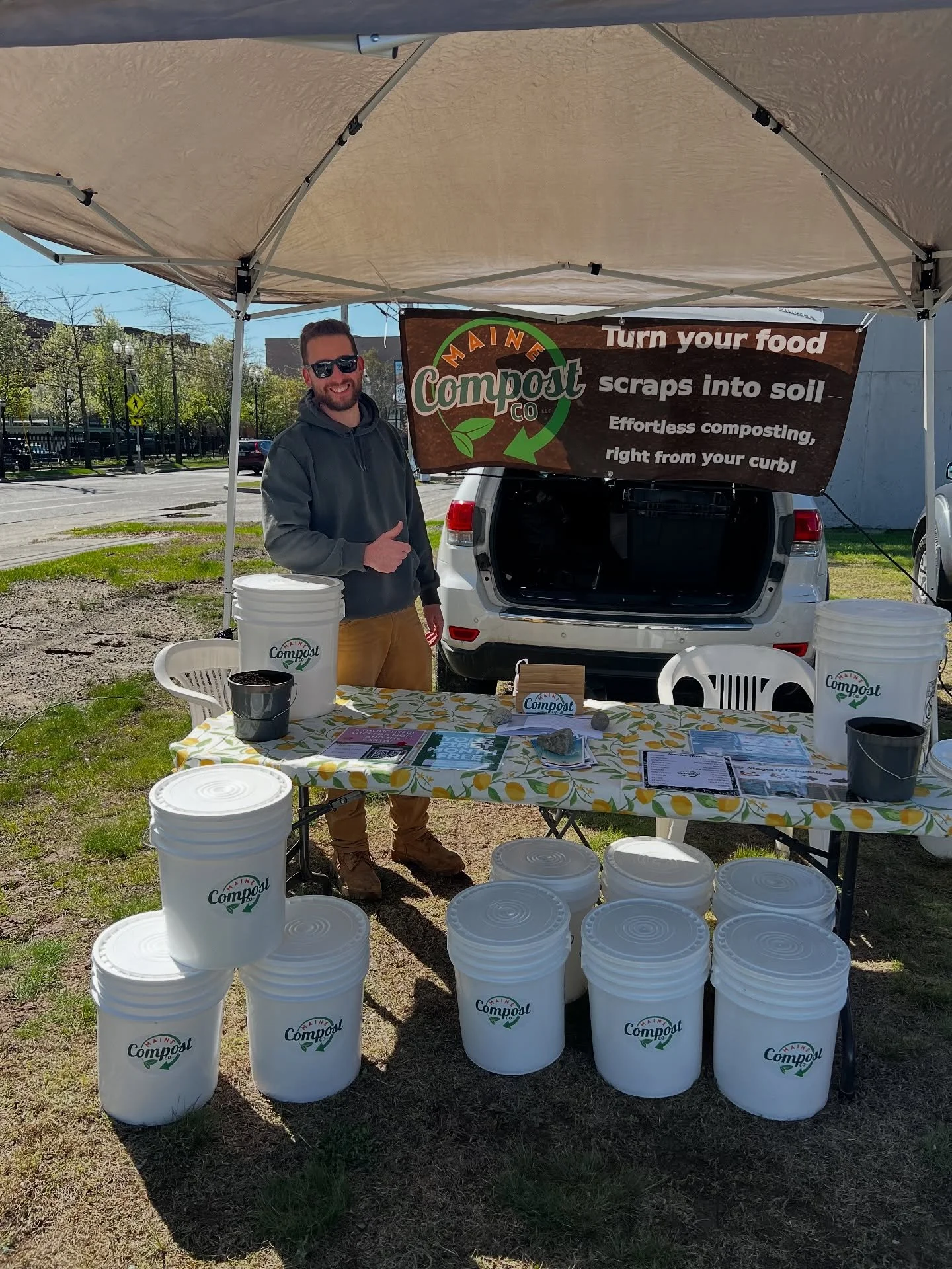 We had such a great time kicking off the season at the @lewistonfarmersmarket on Mother&rsquo;s Day! It was inspiring to see so many familiar faces and meet new folks who care about composting, sustainability, and supporting local.
We&rsquo;re excite