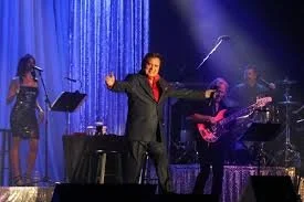 Engelbert Humperdinck Live in Anaheim