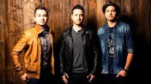 Boyce Avenue – Santa Ana