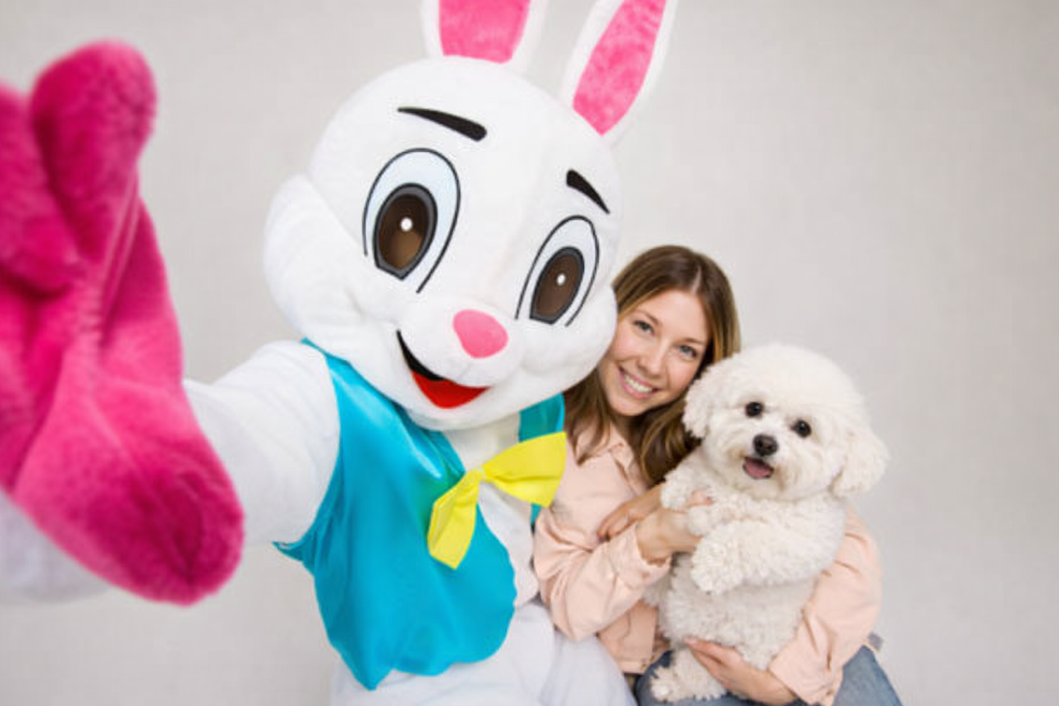 Pet Photos with the Easter Bunny — Petco 