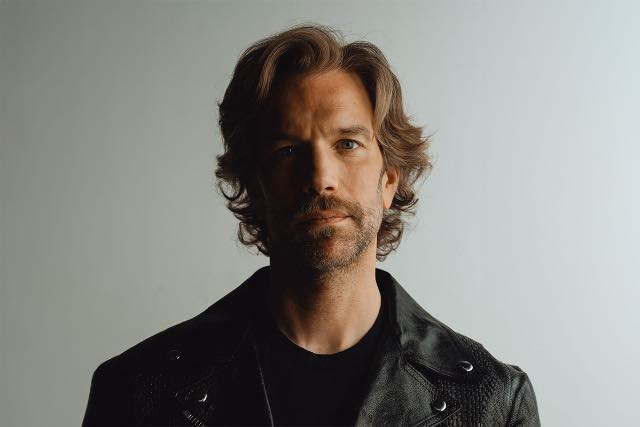 Anthony Jeselnik — Brea