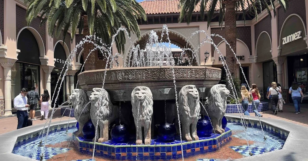 🌇 Best Hotels in Irvine | Modern, Business &amp; Spectrum Stays
