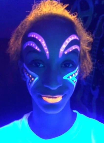 UV Blacklight 1.jpg
