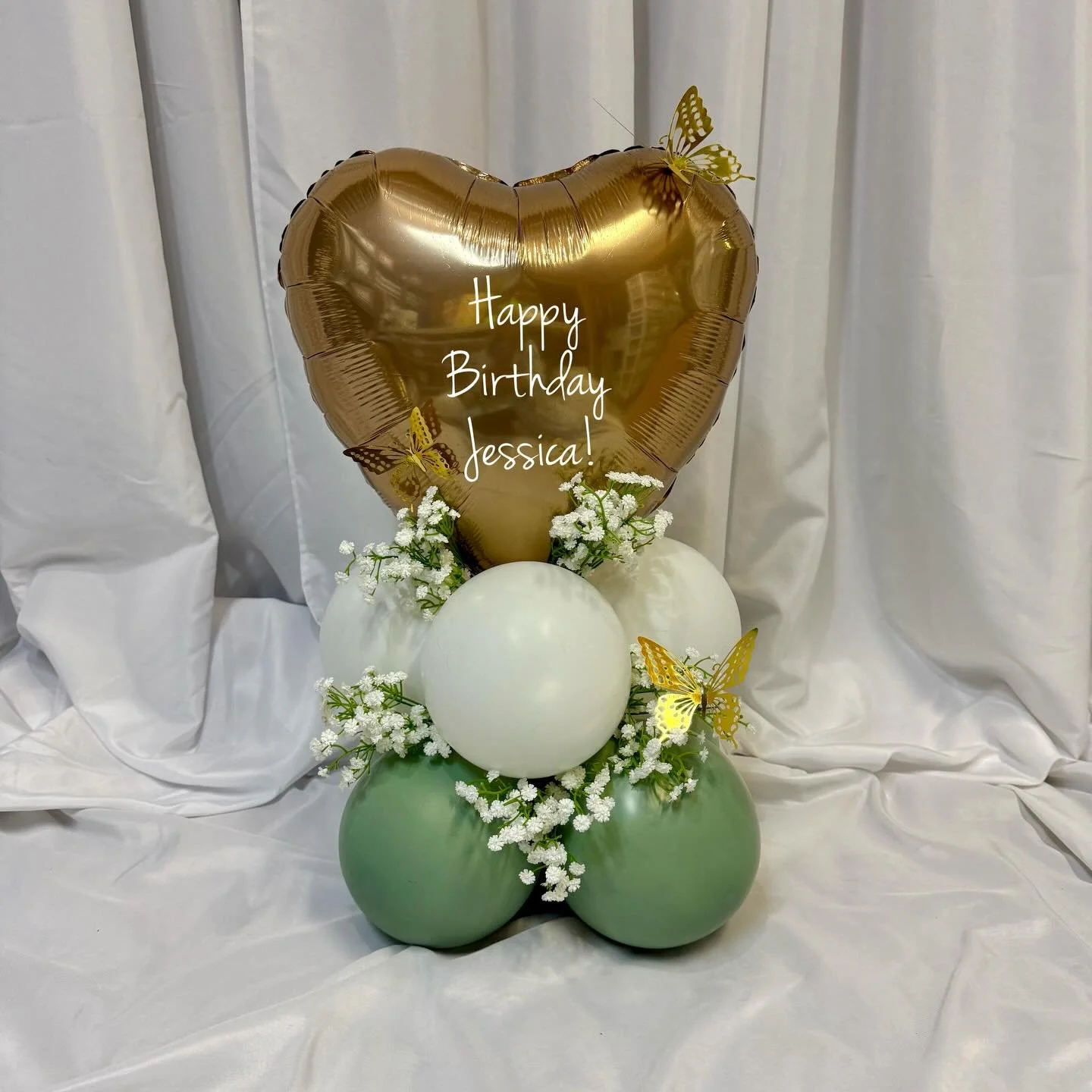 Happy Birthday Jessica!
#birthdayballoons #balloonbouquet
#butterfliesandballoons #personalizedballoons
#flowersandballoons