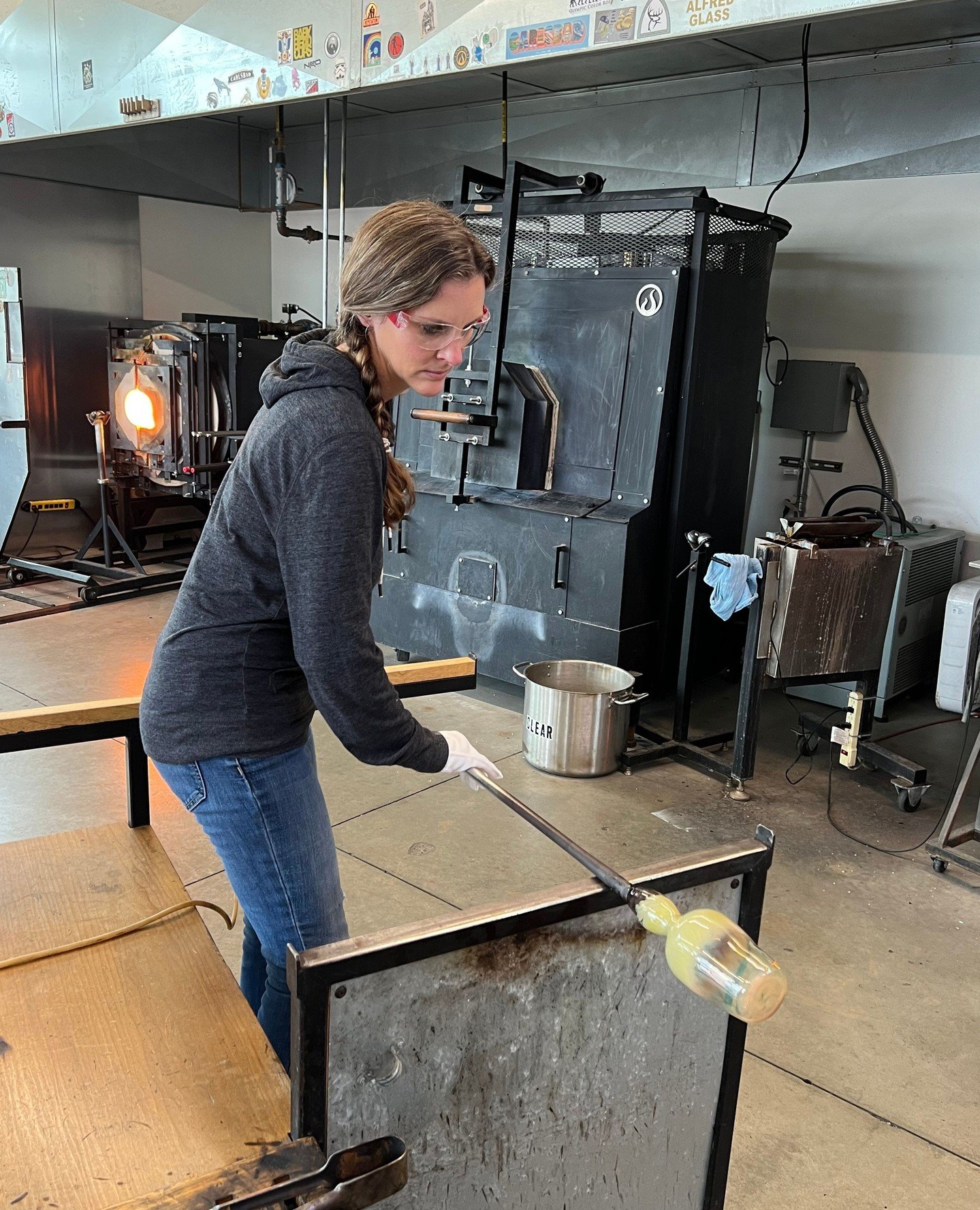 We talked about getting out of our comfort zone and one thing that was mentioned was glass blowing! This was SO fun and definitely something Carly is going to do again. Here are some highlights from her experience. ⁠
⁠
#comfortzone #newepisode #podca