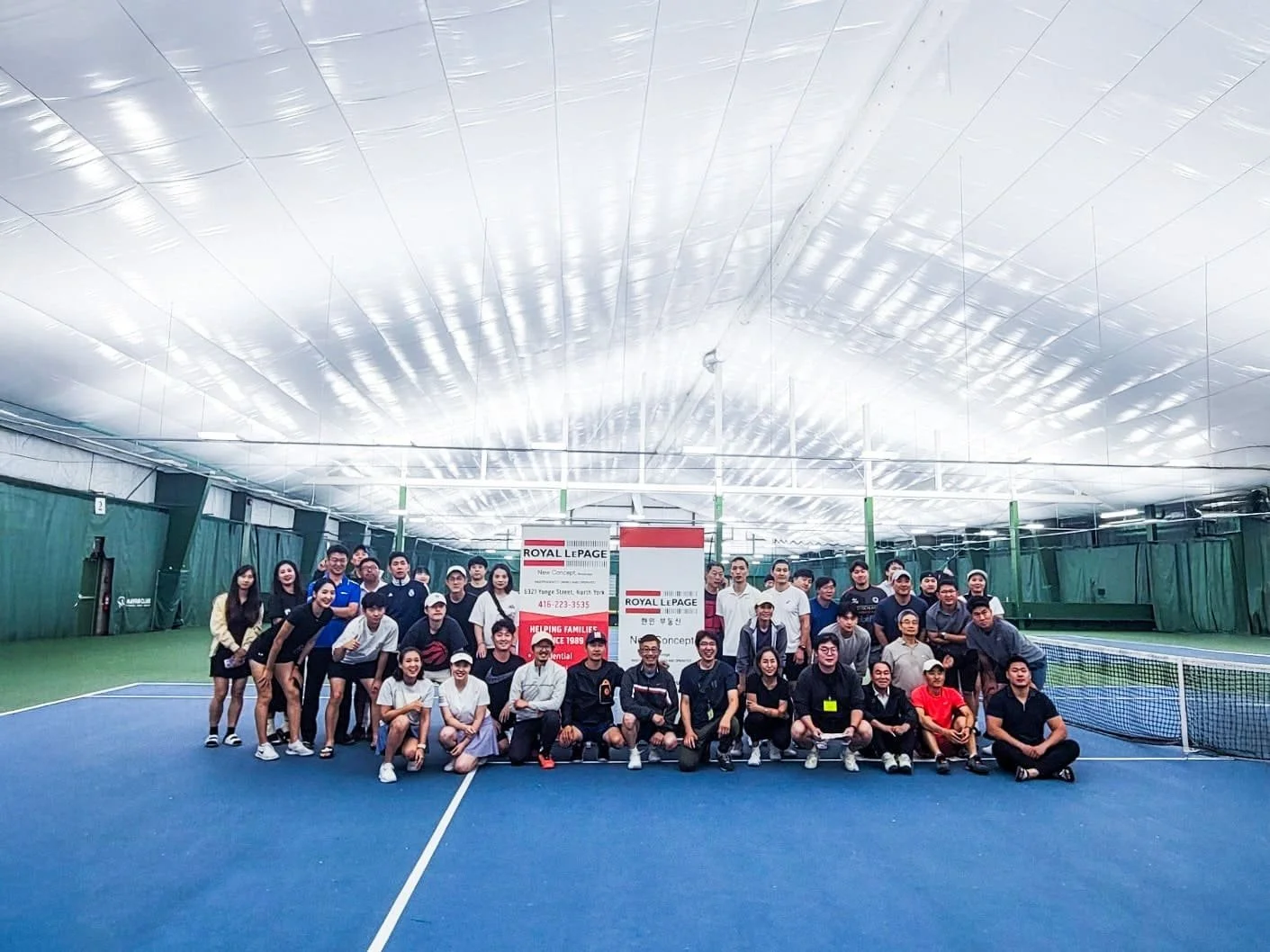 large group of toronto tennis players