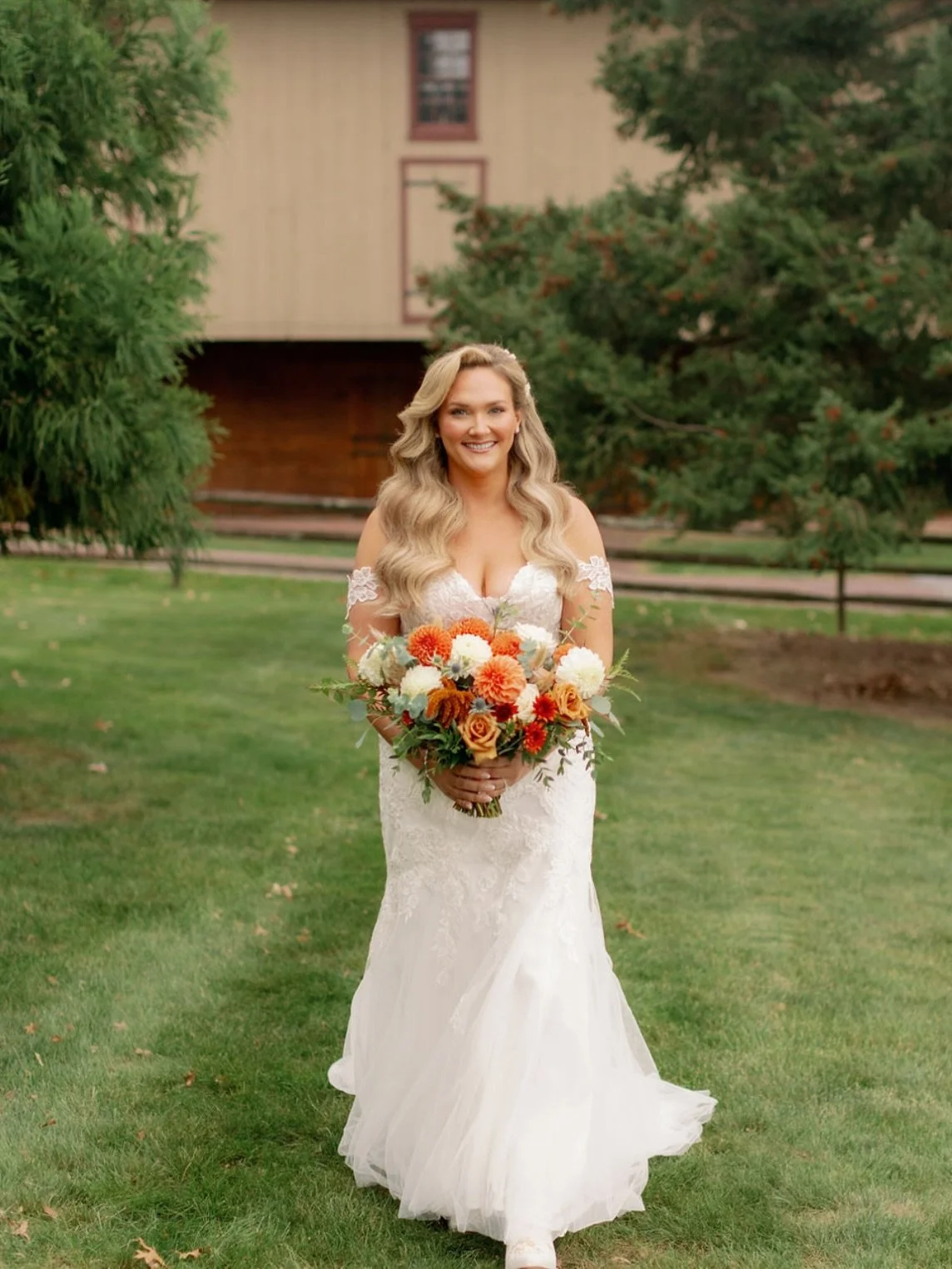 Look at this beautiful bride😭💗👰&zwj;♀️💍
So happy for you @alissaaaaaaaaaaa and thank you for letting me be apart of your special day!! 🫶✨
#spraytan #spraytansalon #spraytans #spraytansharrisburg #centralpa