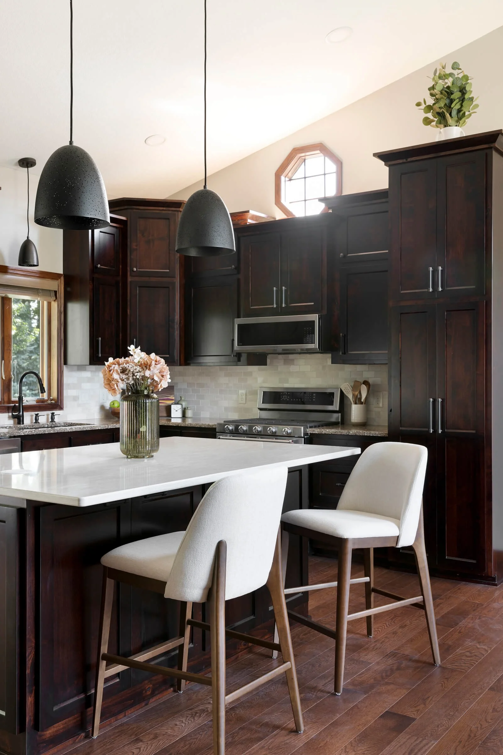 Larson Interiors_S Park Dr_003.jpg