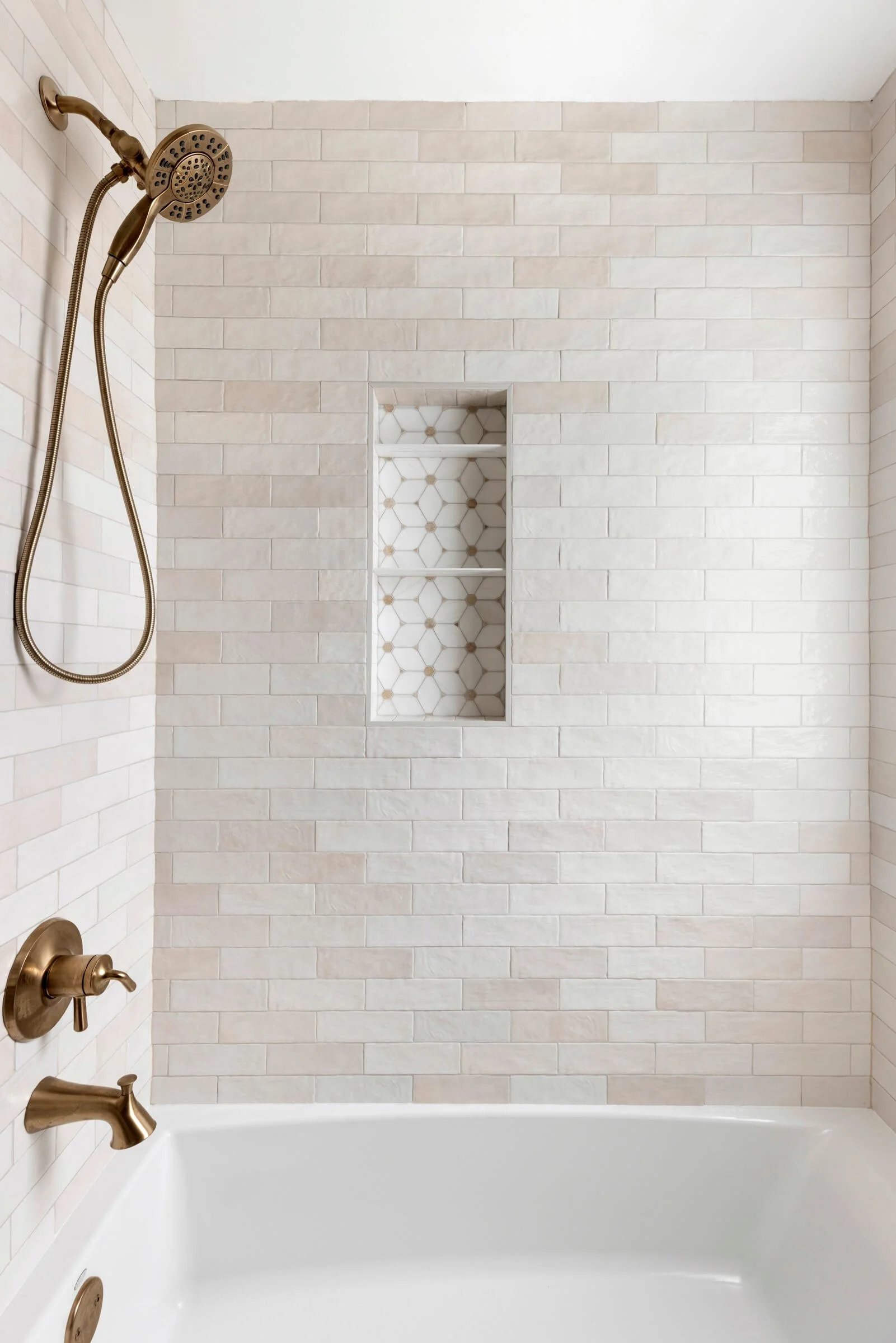 Larson Interiors_7512 Colfax Ave S_007.jpg