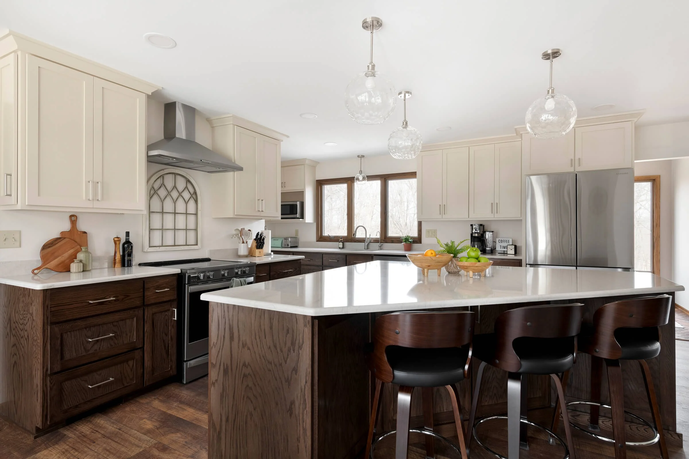 Larson Interiors - Creekwood Rd - 009.jpg