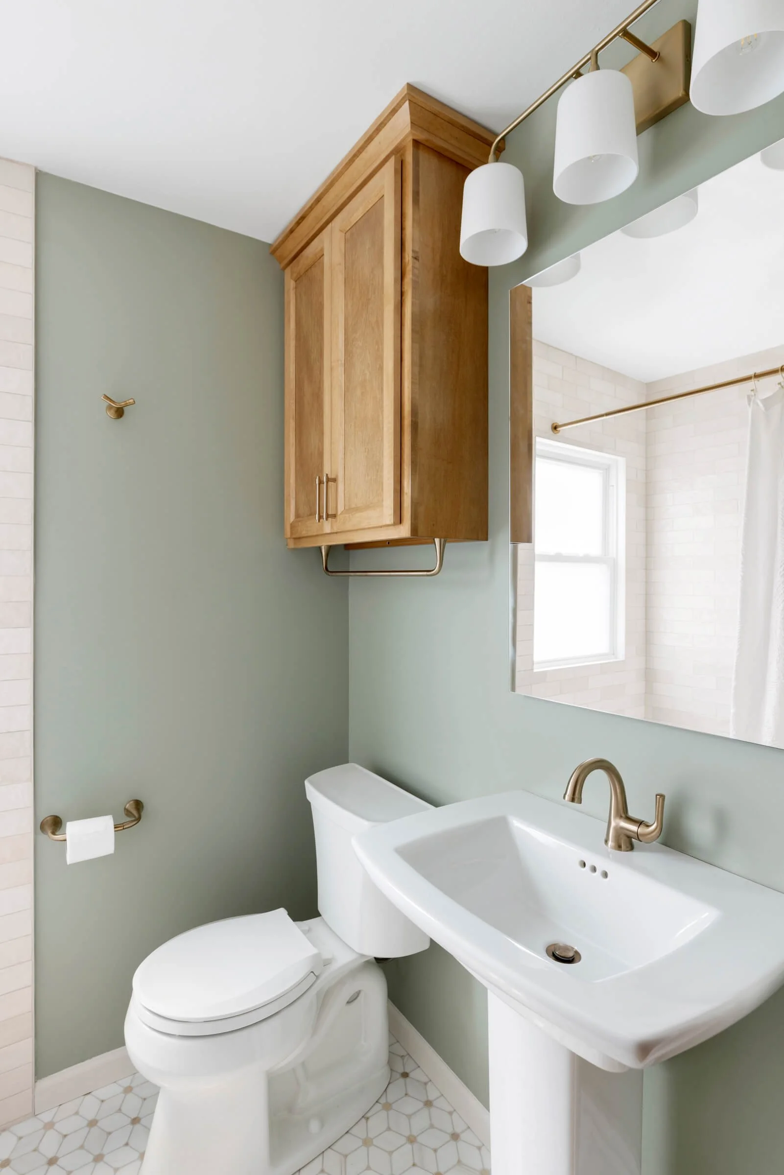 Larson Interiors_7512 Colfax Ave S_002.jpg