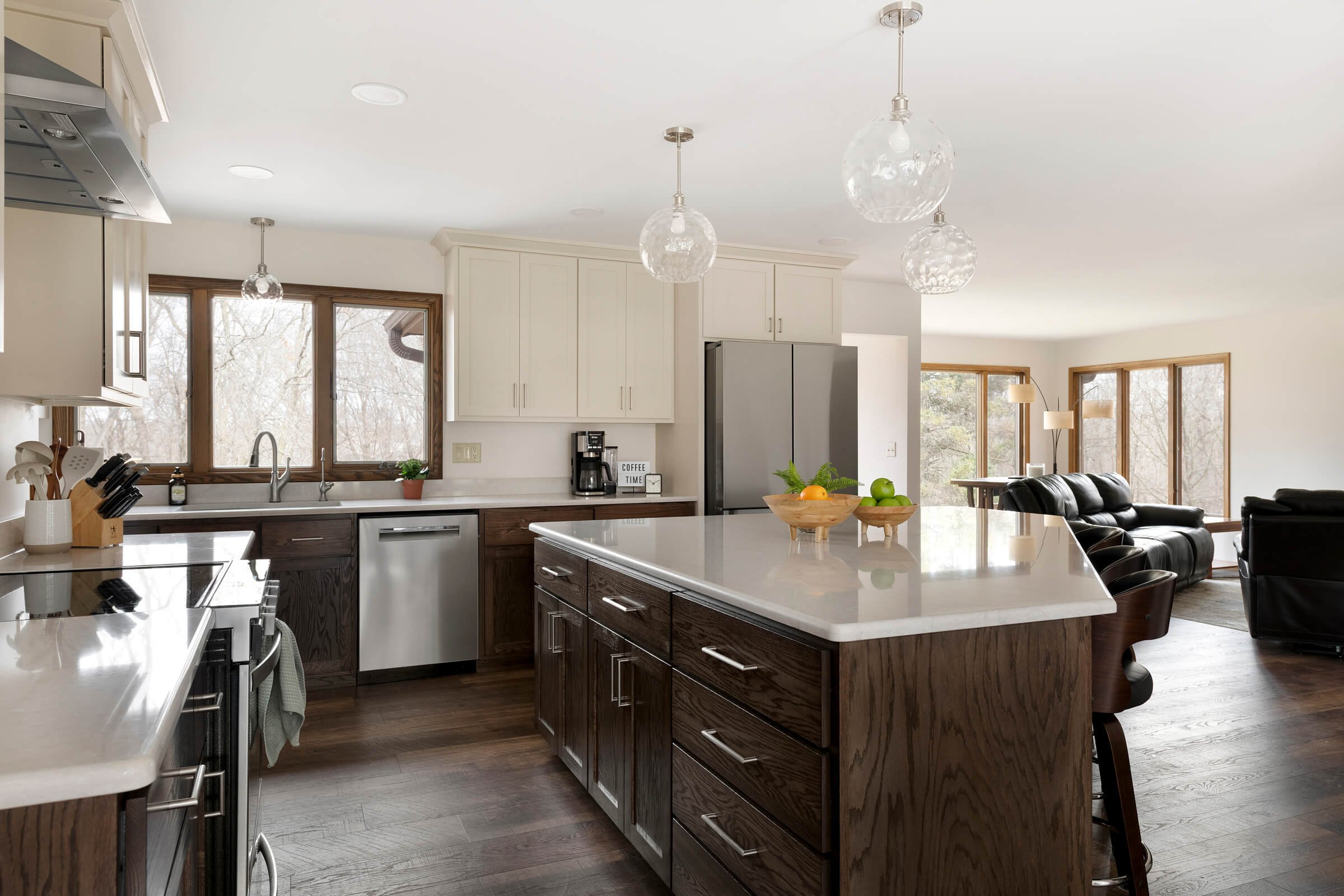 Larson Interiors - Creekwood Rd - 013.jpg