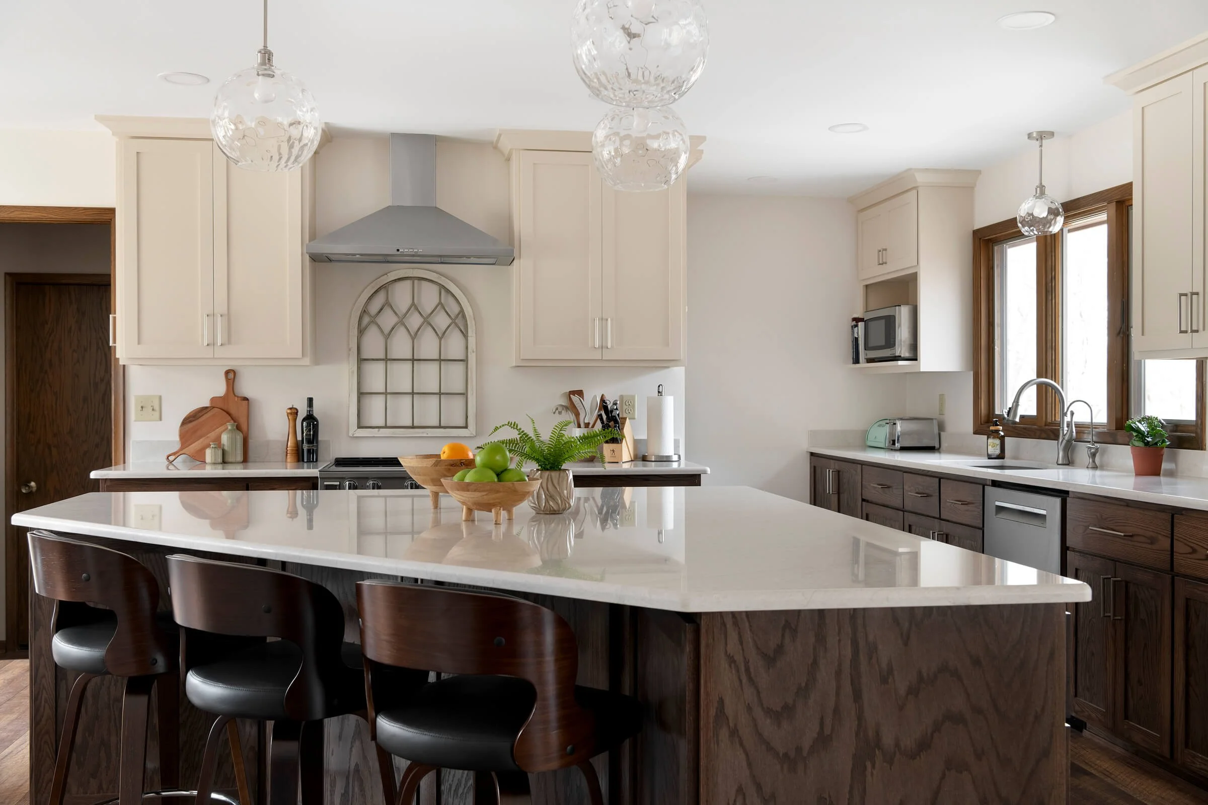 Larson Interiors - Creekwood Rd - 004.jpg